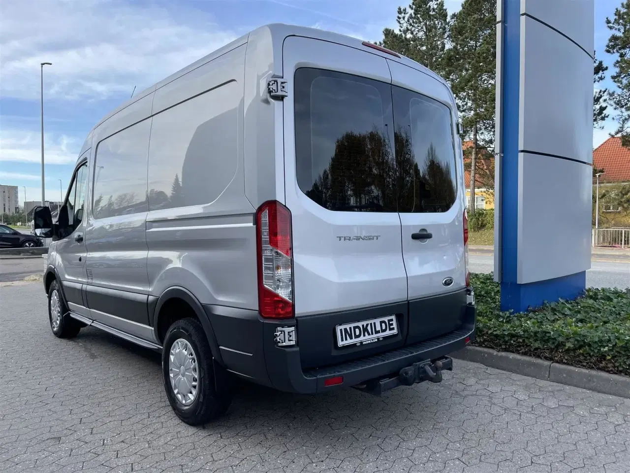 Billede 3 - Ford Transit 350 L2 Van 2,2 TDCi 125 Trend H2 FWD