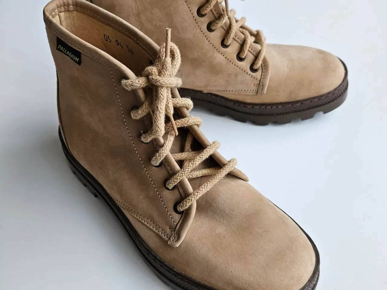 Billede 2 - Palladium nye støvler