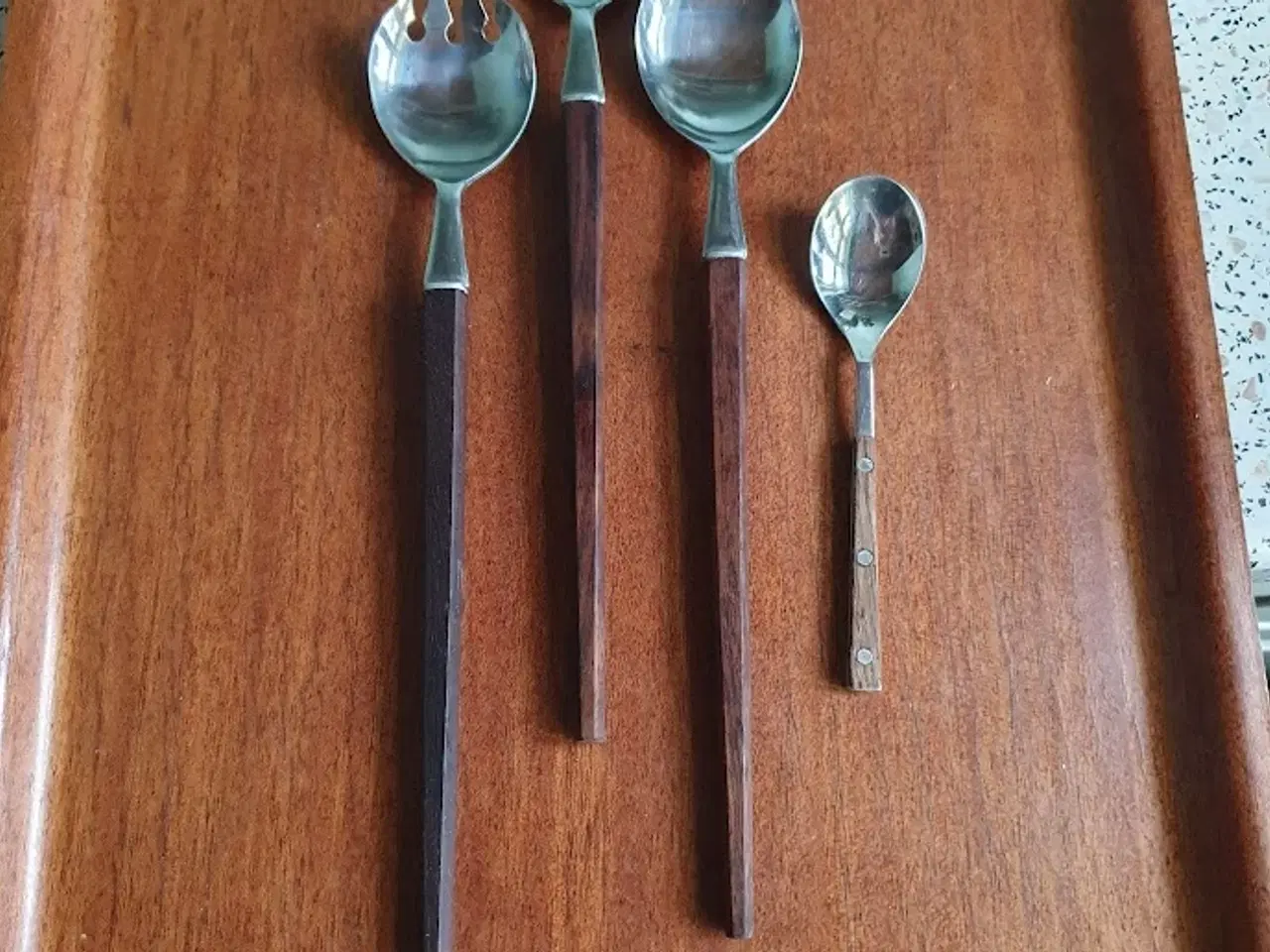 Billede 1 - Vintage salatbestik med træskaft