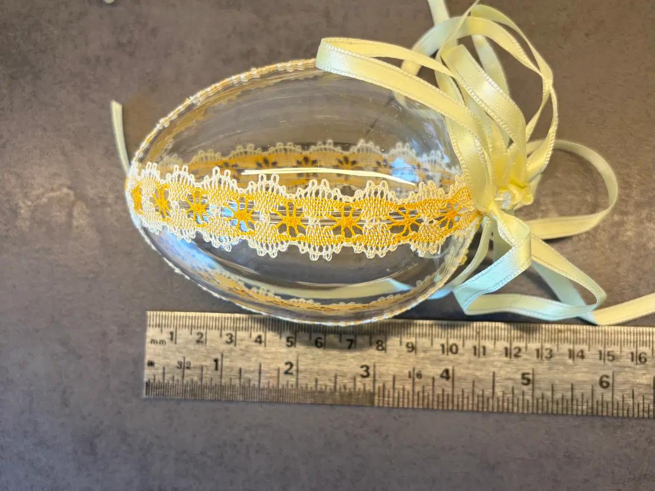 Billede 3 - Hånddekorerede plastæg 7 og 11 cm