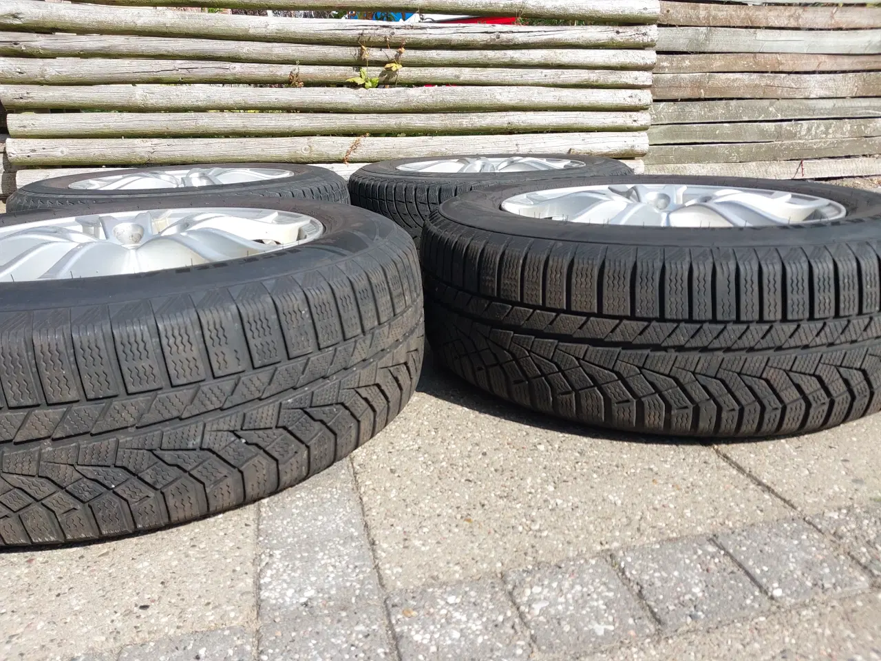 Billede 6 - Toyota RAV4 Vinterdæk 225-65-R17 106H