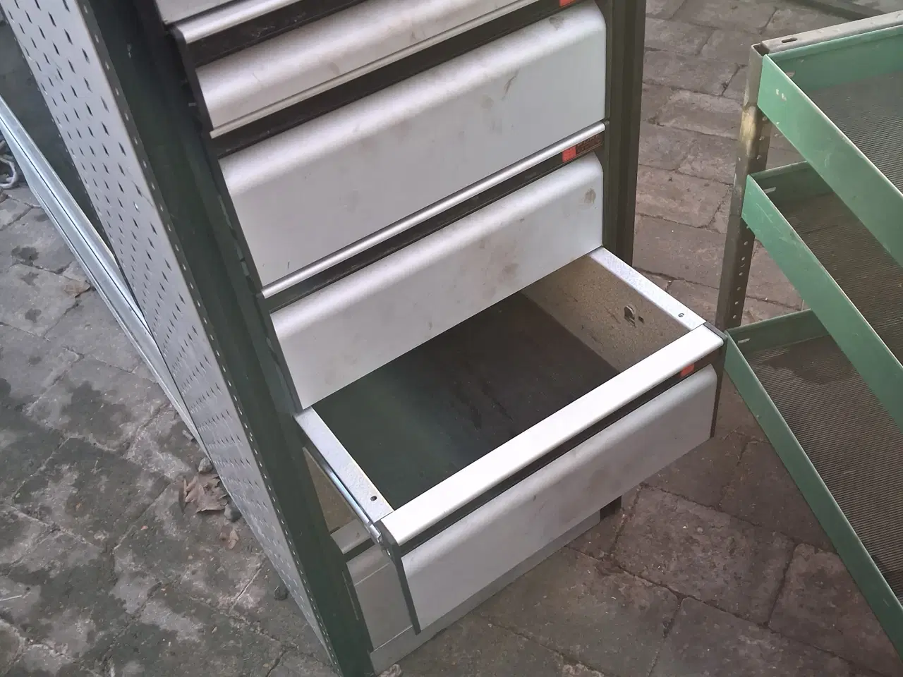 Billede 3 - bil reol