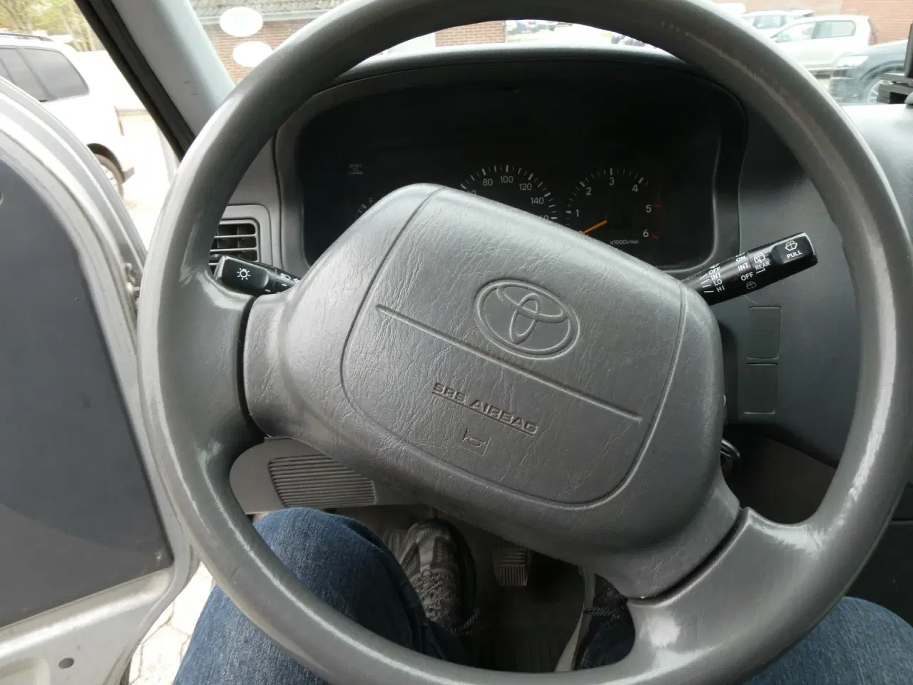 Billede 8 - Toyota HiAce 2,5 D-4D 102 Komfort lang 4x4