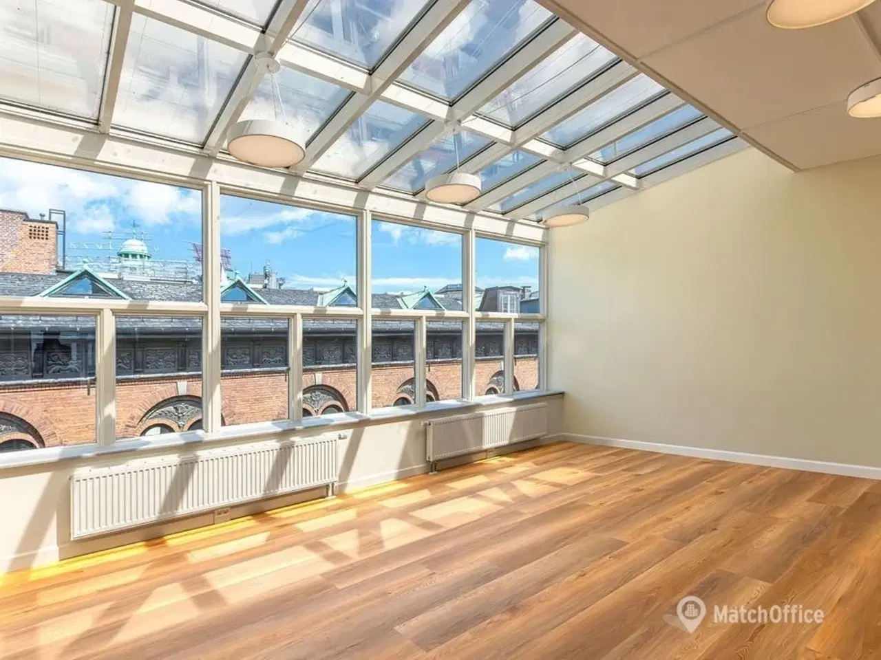 Billede 2 - INGEN BINDING - Nyistandsat og indbydende kontor på 473 m² med privat tagterrasse