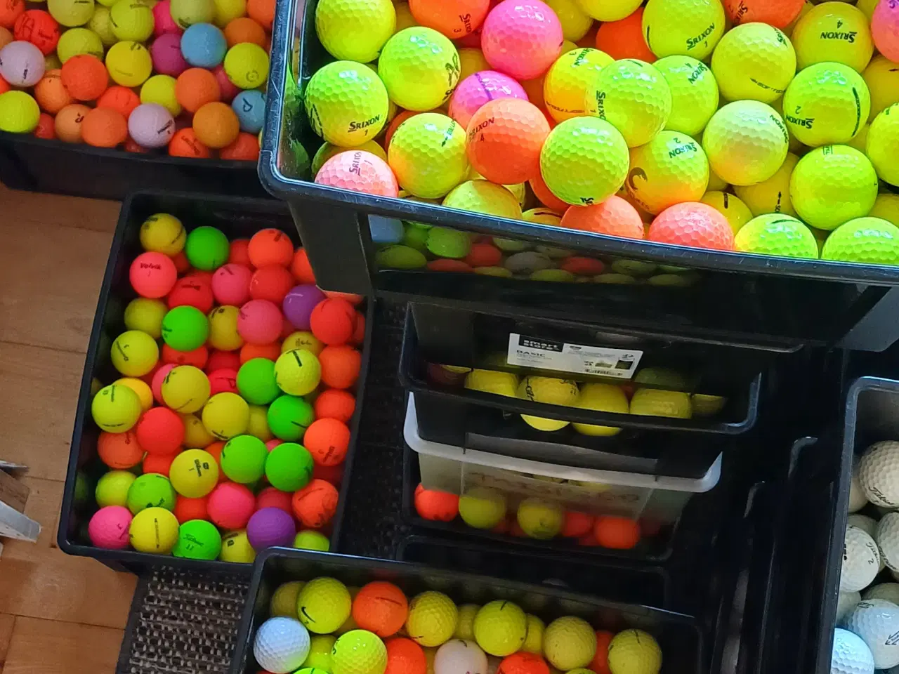 Billede 4 - Golfbolde fra 2 kr/stk