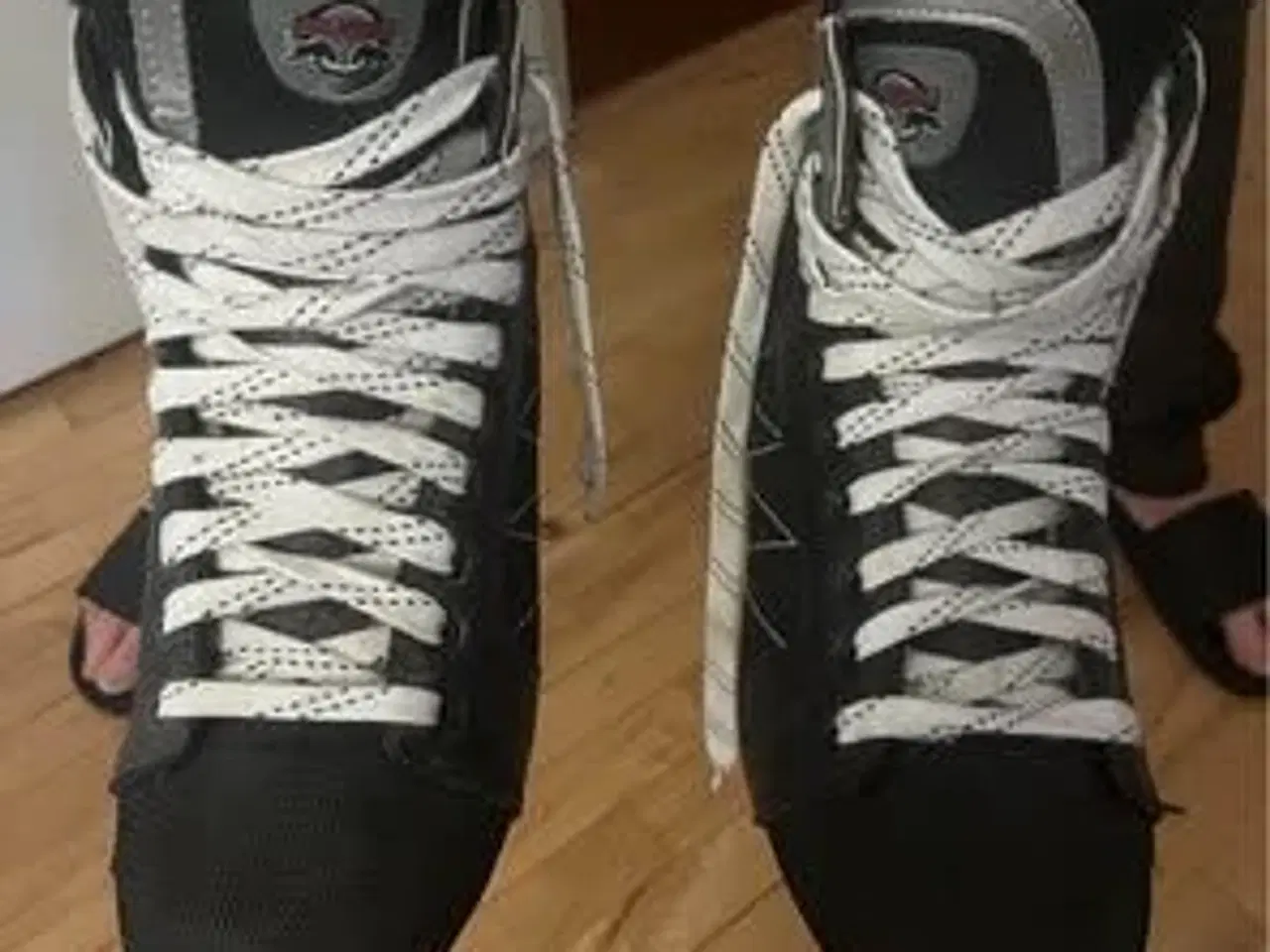 Billede 1 -  skøjter 44