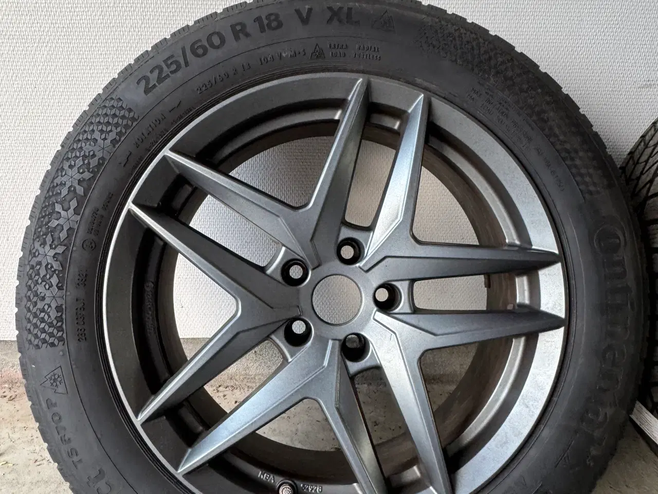 Billede 2 - Continental Winter på alufælge