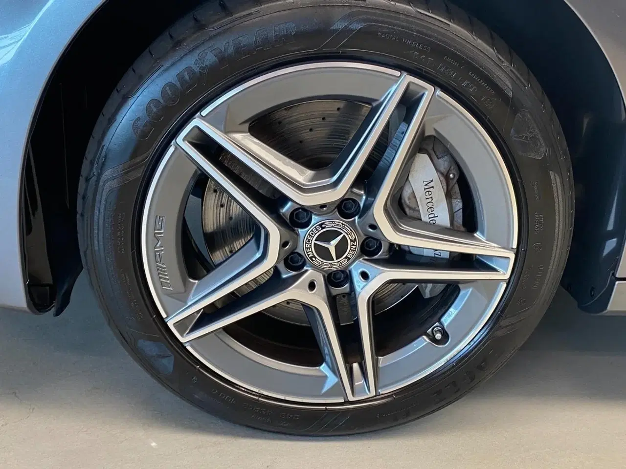 Billede 9 - Mercedes E300 de 2,0 AMG Line stc. aut. 4Matic