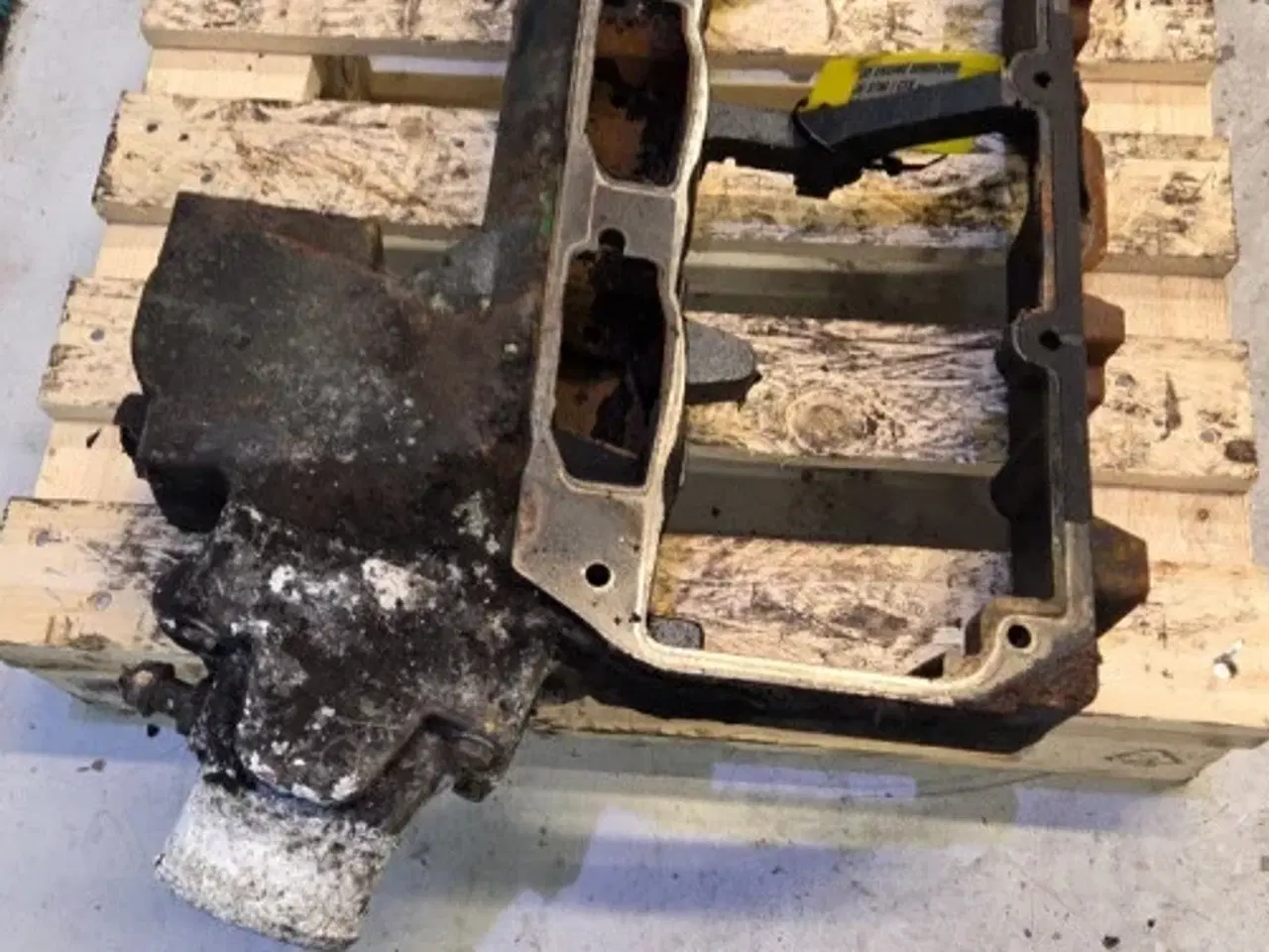 Billede 12 - John Deere 6090HZ003 Dæksel DZ106792