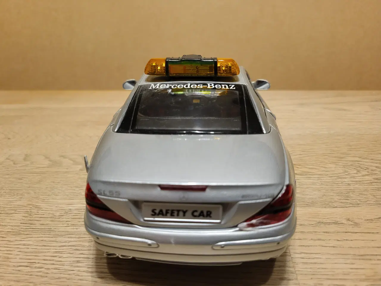 Billede 6 - Modelbil, Mercedes Benz SL55 AMG Safety Car, skala