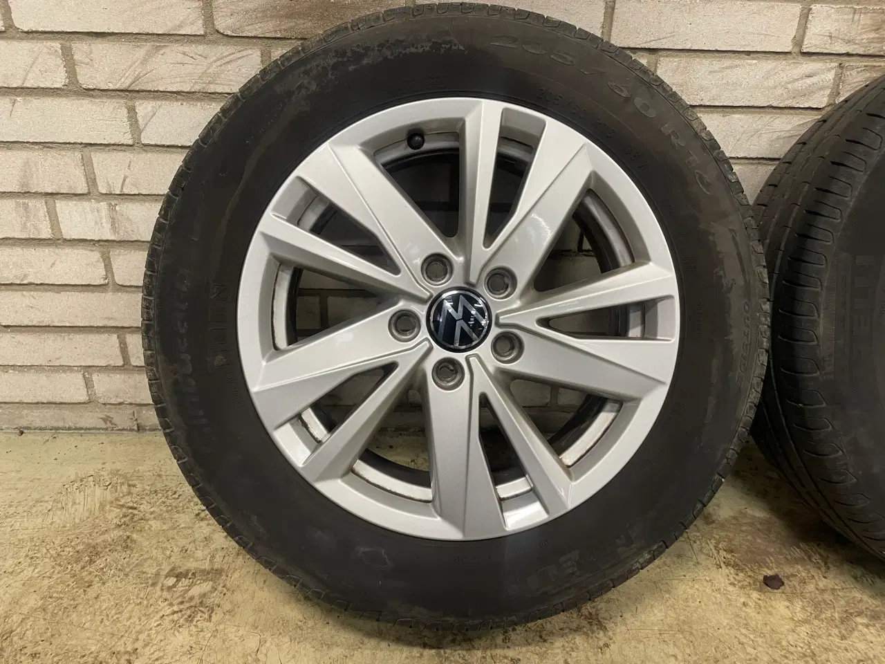 Billede 3 - 16 VW Touran 205/60r16 Ref.207 sommer