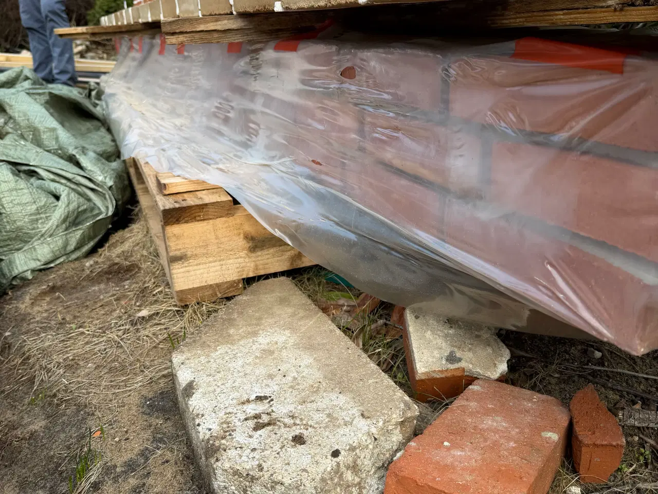 Billede 2 - Jern overlægger med mursten