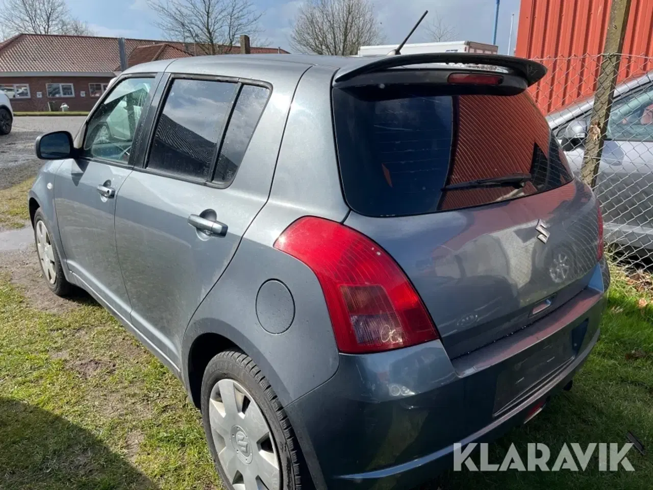 Billede 2 - Personbil Suzuki Swift 1.3