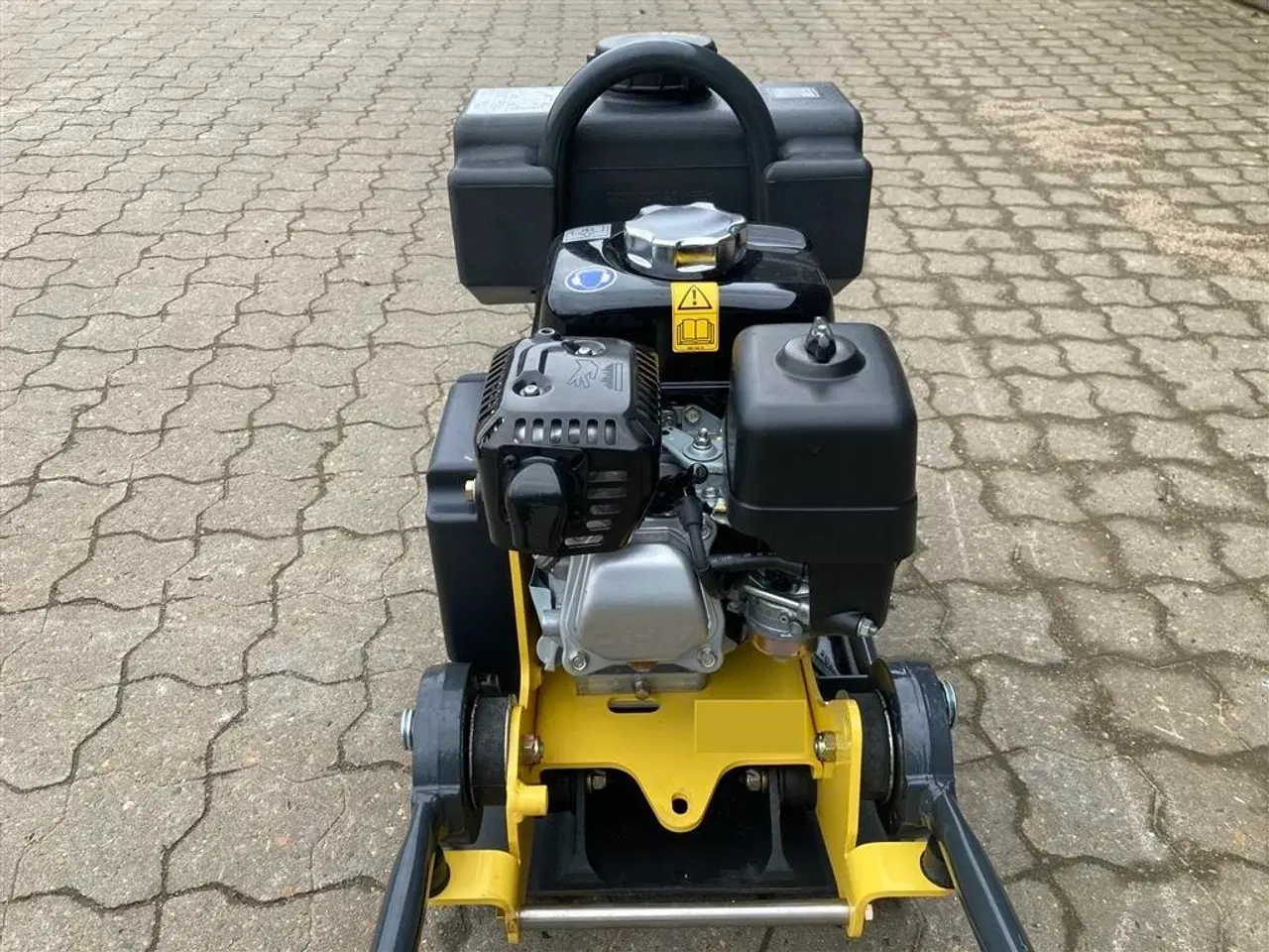 Billede 8 - Bomag BVP 10/36 Monteret med vandtank og spredebom