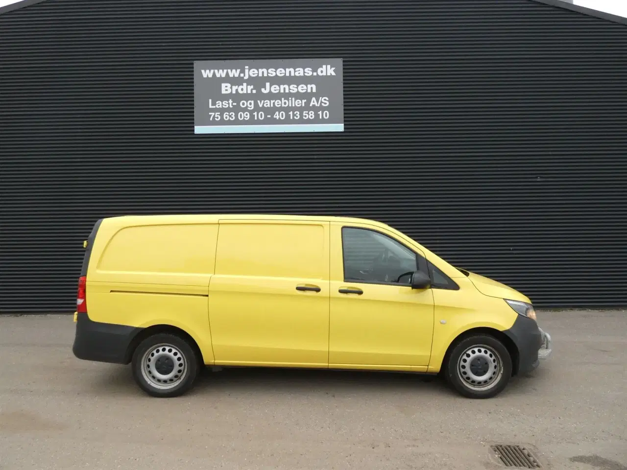 Billede 2 - Mercedes-Benz Vito 114 2,0 CDI 4Matic 9G-Tronic 136HK Van 9g Aut.
