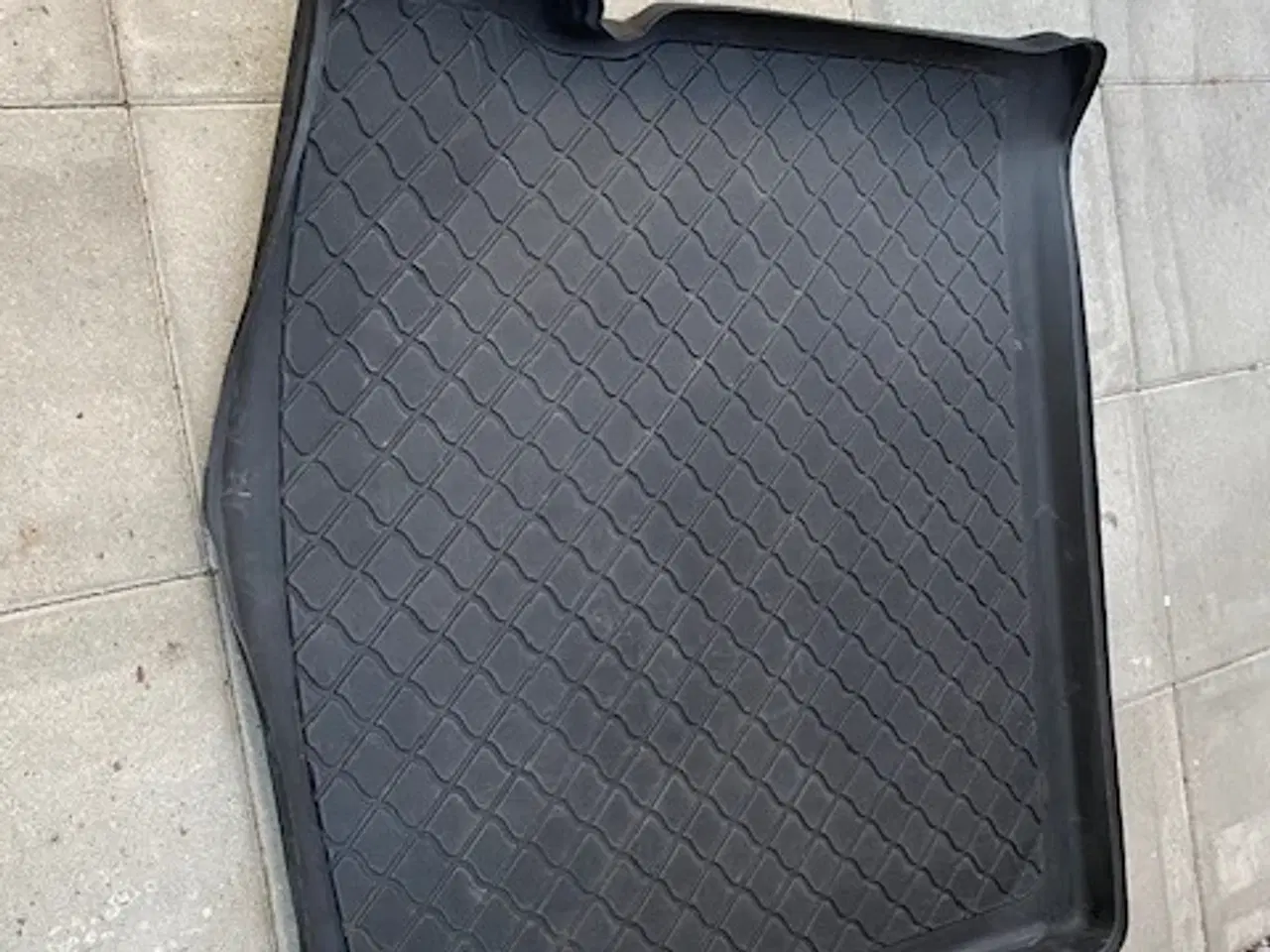 Billede 1 - Ford S Max 7 personers bagagerumsbakke