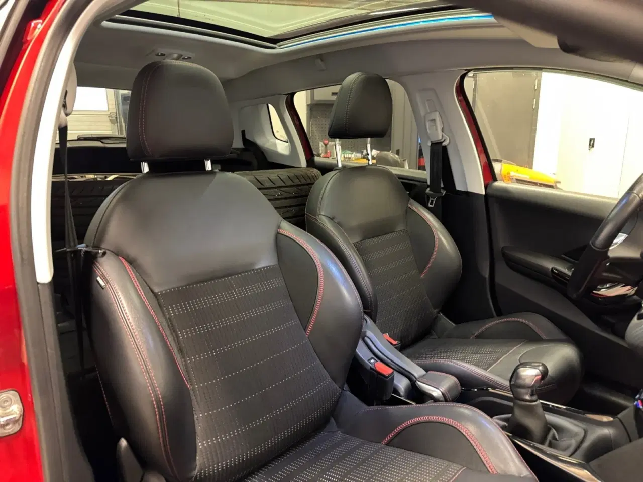 Billede 14 - Peugeot 2008 1,6 BlueHDi 100 GT Line Sky