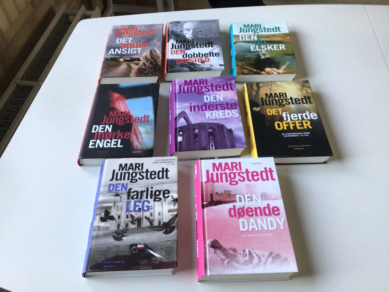 Billede 2 - Mari Jungstedt 8 bøger 60,- 