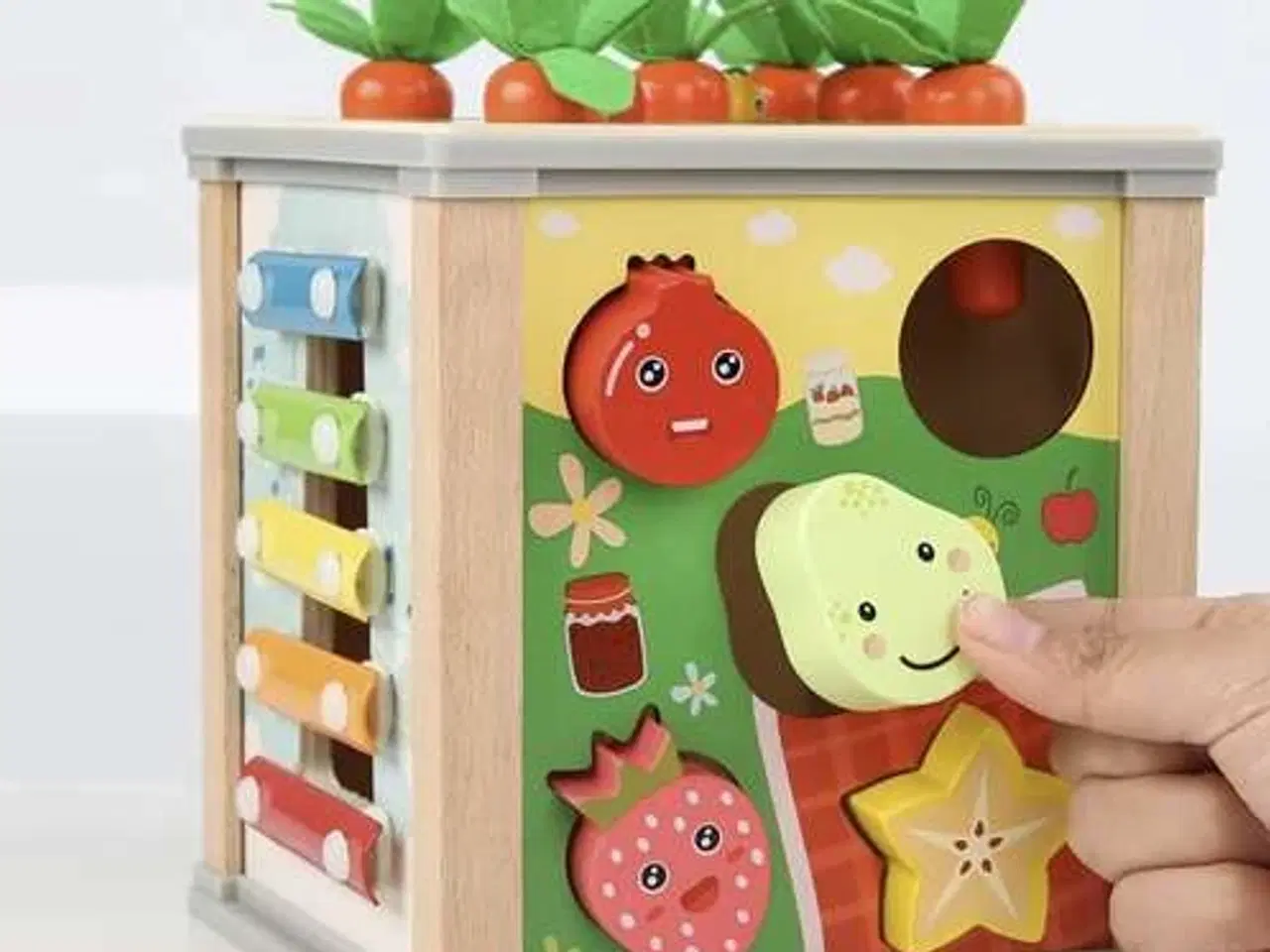 Billede 3 - Trælegetøjskasse med xylofon, former og dyr