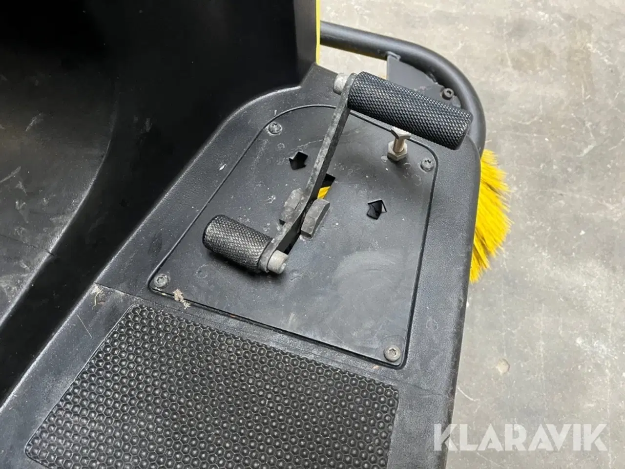 Billede 9 - Fejemaskine Kärcher KM100 benzin