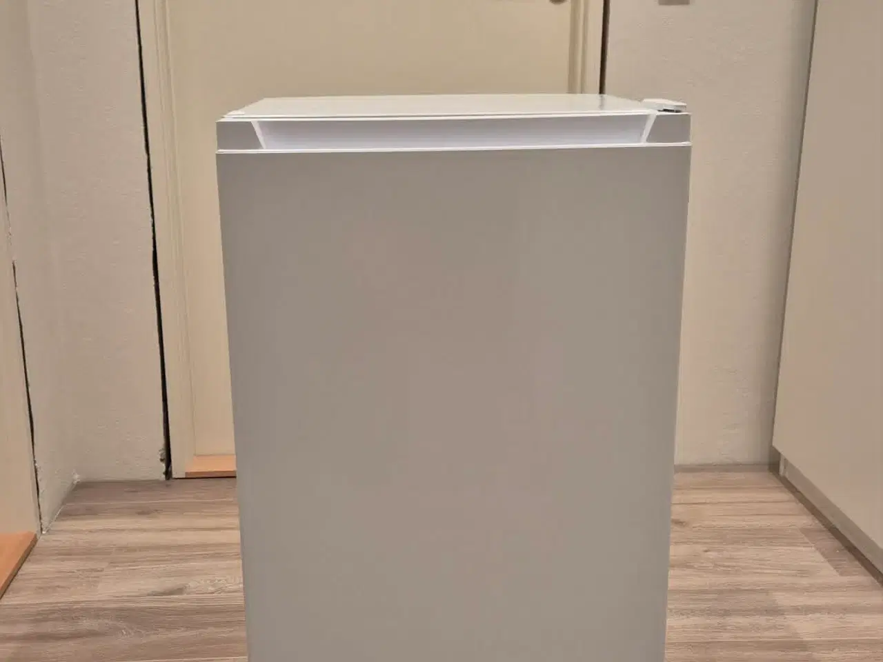 Billede 1 - Køleskab