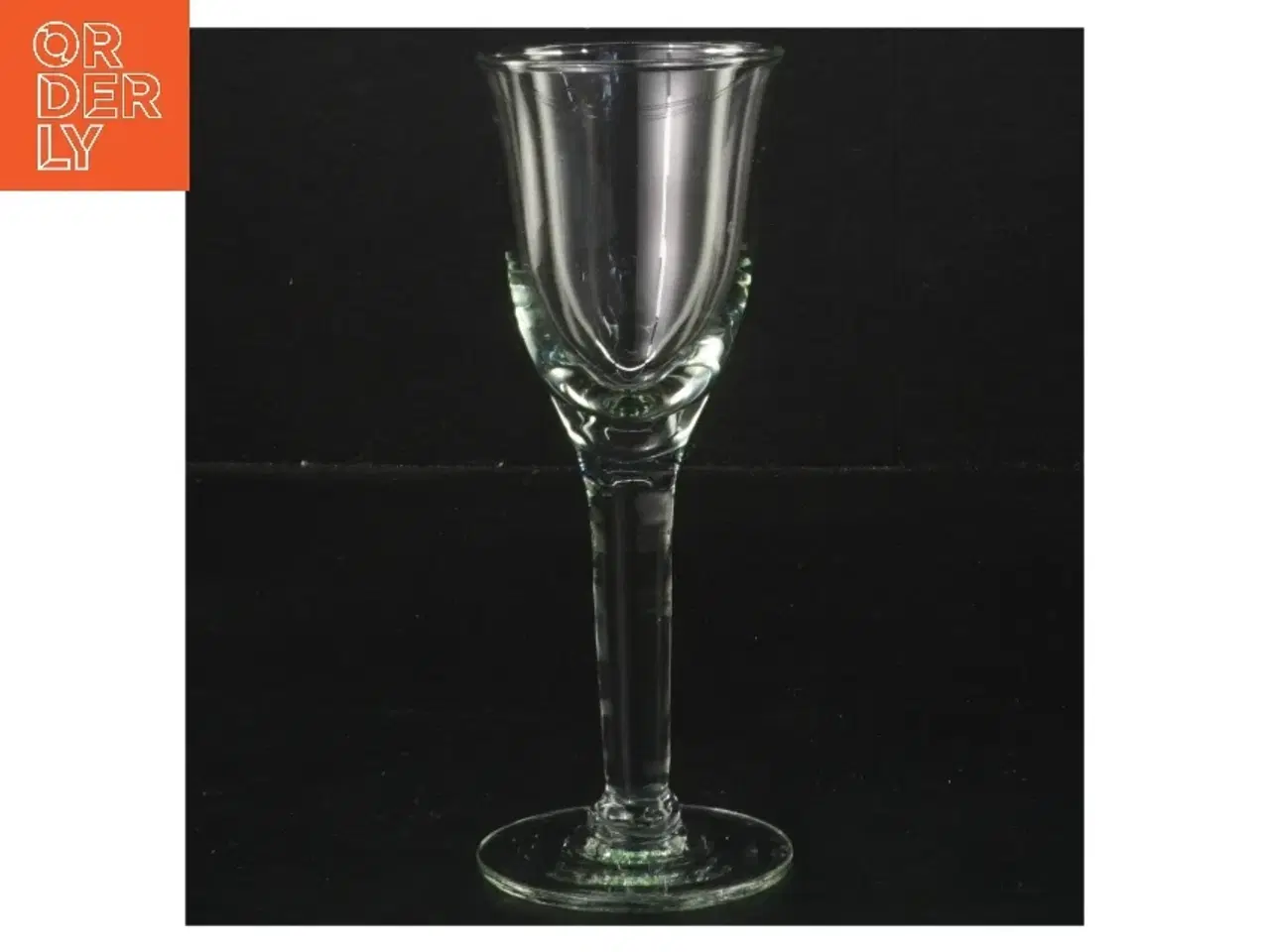 Billede 1 - Klart snapseglas (str. Ø 5,5 cm længde 15,5 cm)