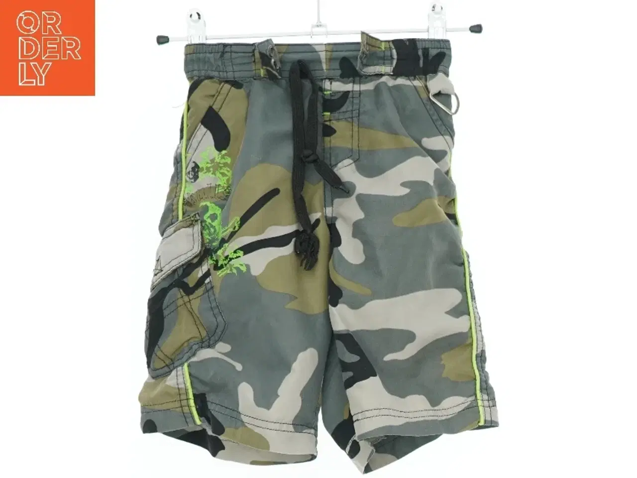 Billede 1 - Grøn camouflage shorts fra Entry (str. 116)