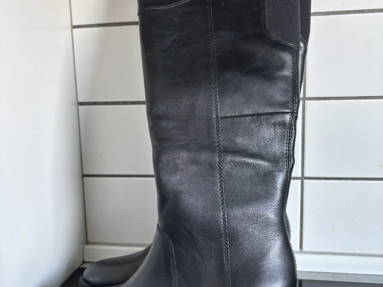 Billede 2 - Langskaftede støvler fra Vagabond str. 36