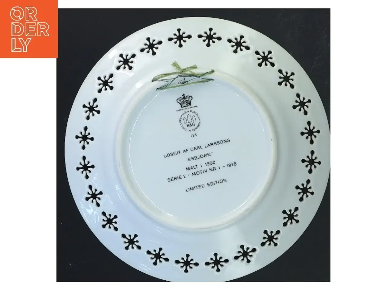 Billede 3 - Dekorativ tallerken, Carl Larsson motiv fra B&G (str. Ø 22 cm)