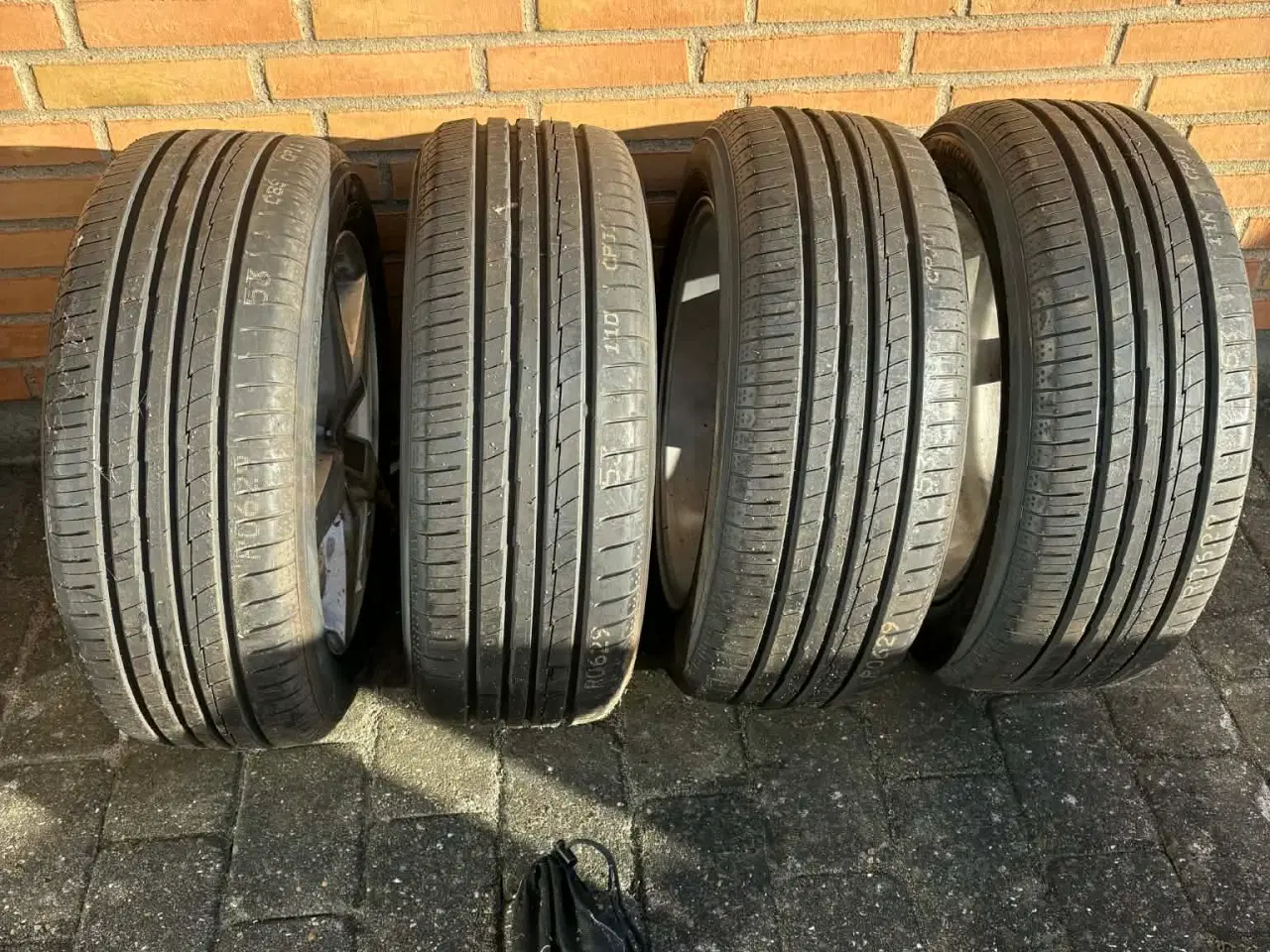 Billede 1 - Sommerdæk på alufælge