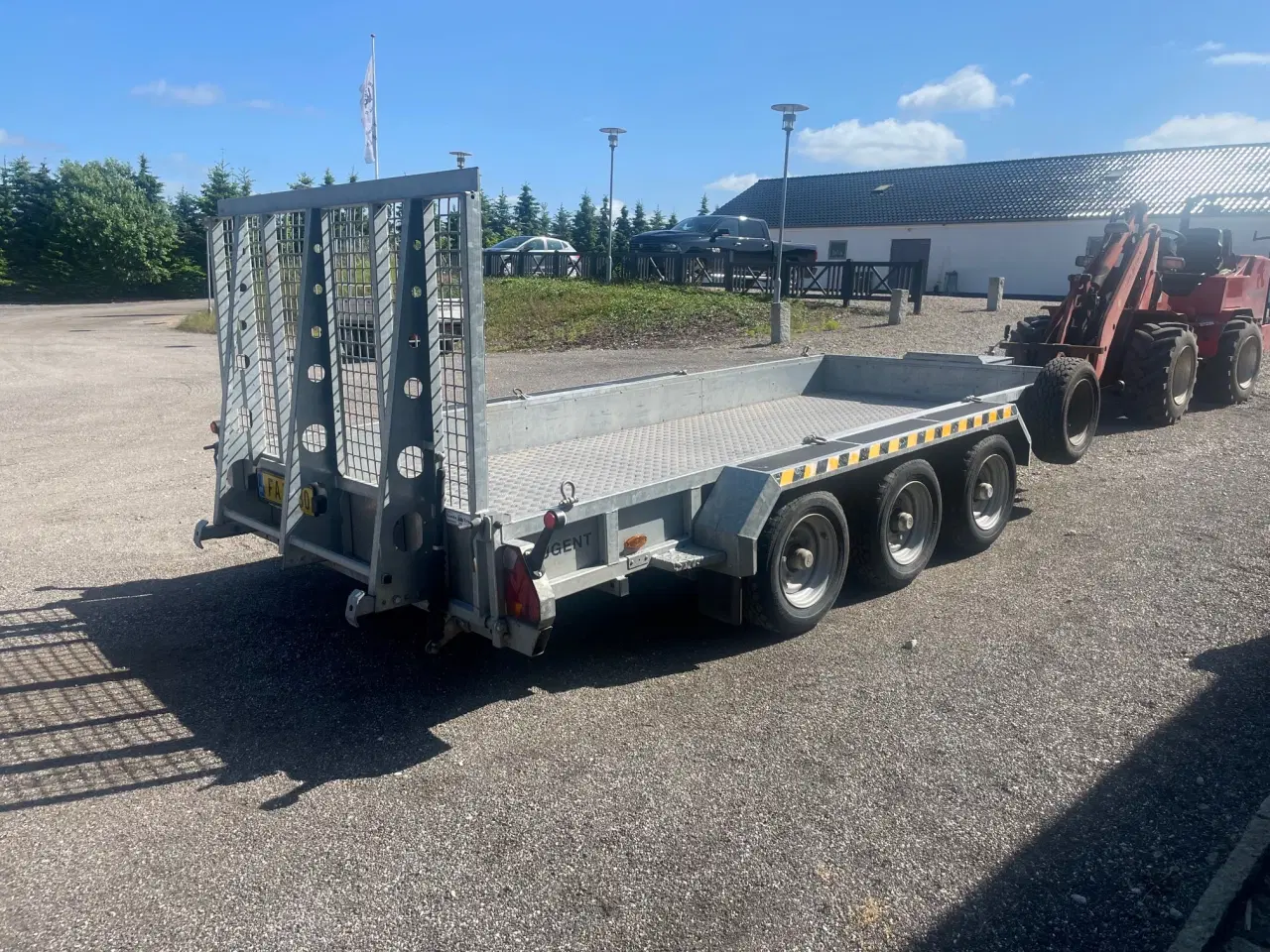 Billede 3 - Fin Nugent 3 akslet maskintrailer sælges