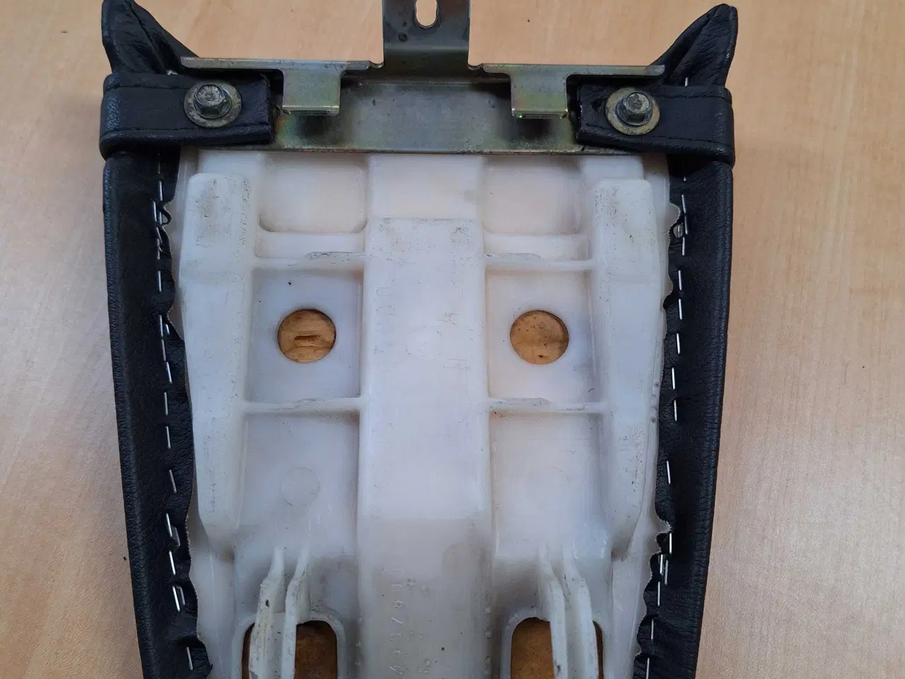 Billede 6 - Suzuki GSXR 400 sæde