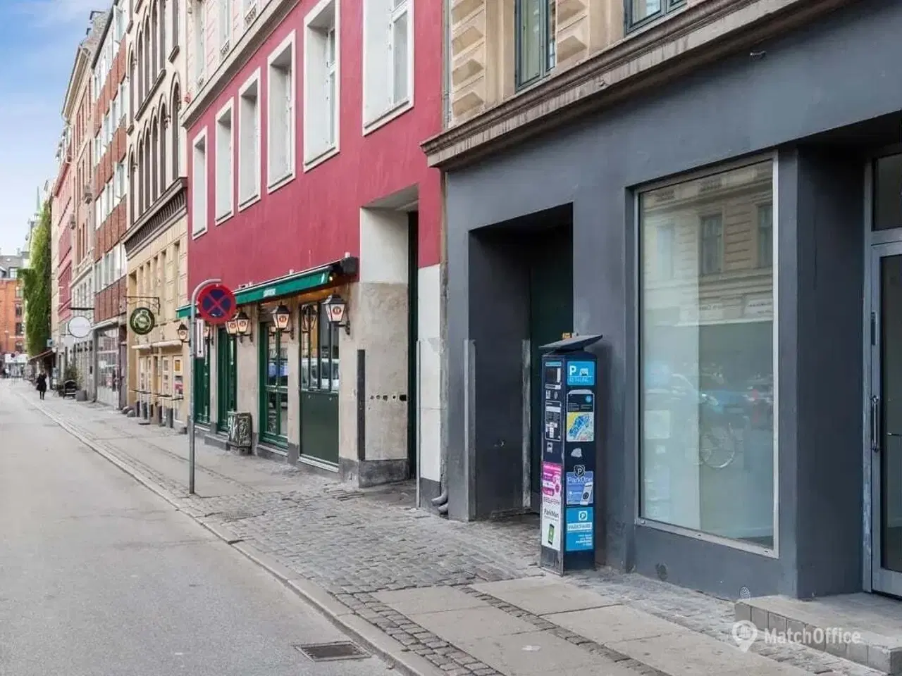 Billede 1 - Attraktivt butikslokale på Fælledvej