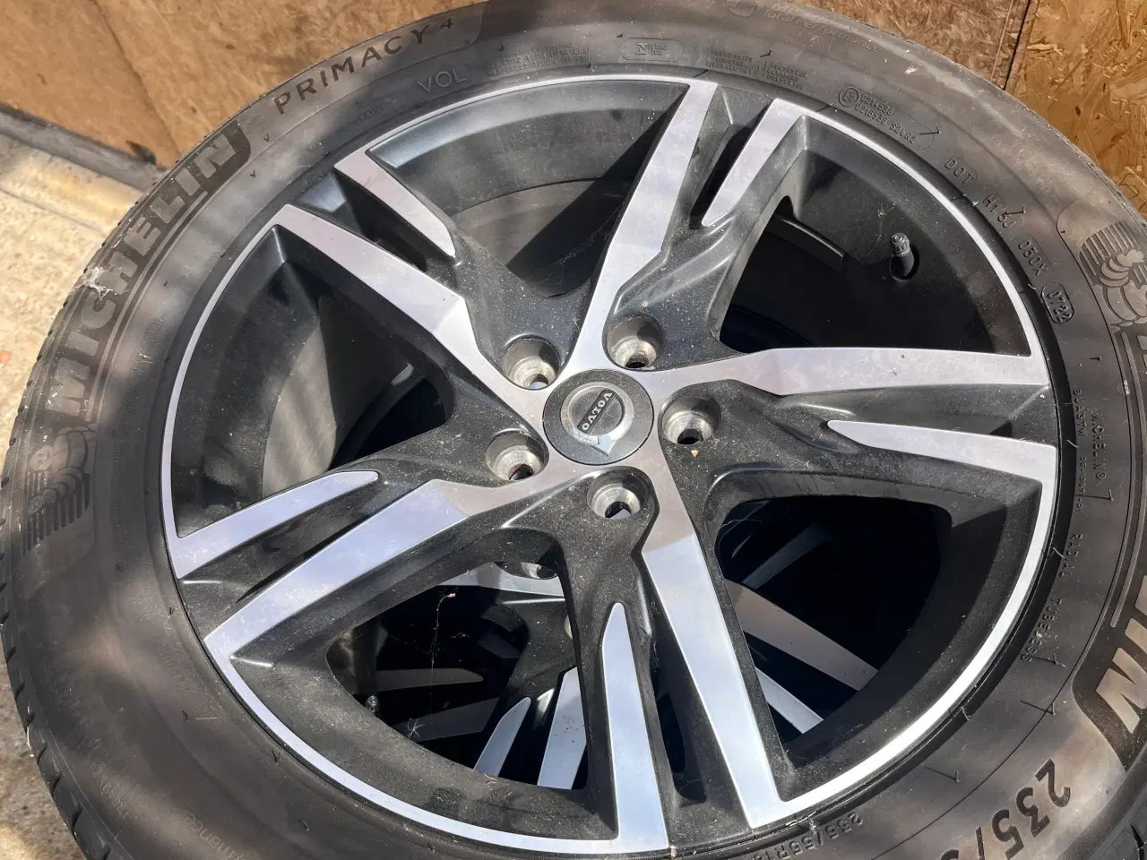 Billede 2 - Originale XC40 alu m sommerdæk