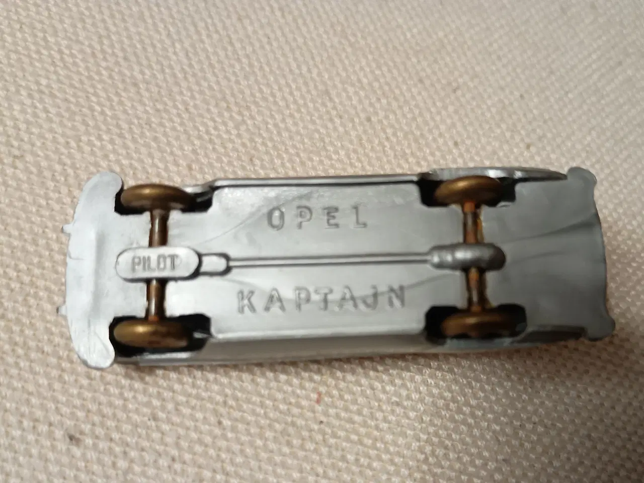 Billede 6 - Pilot, Opel Kaptajn.