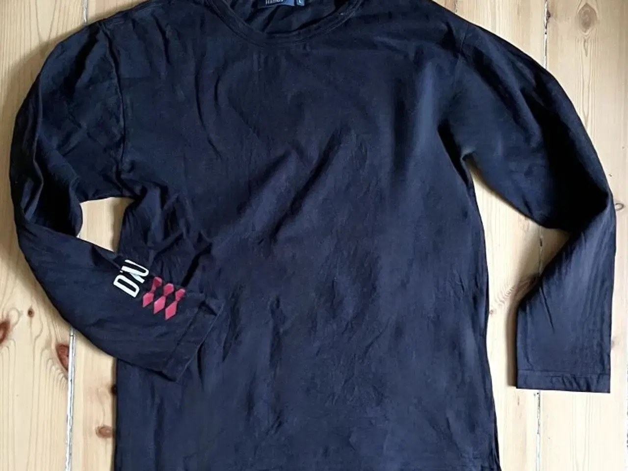 Billede 4 - 2 t-shirts - langærmet og kortærmet - fra DTU