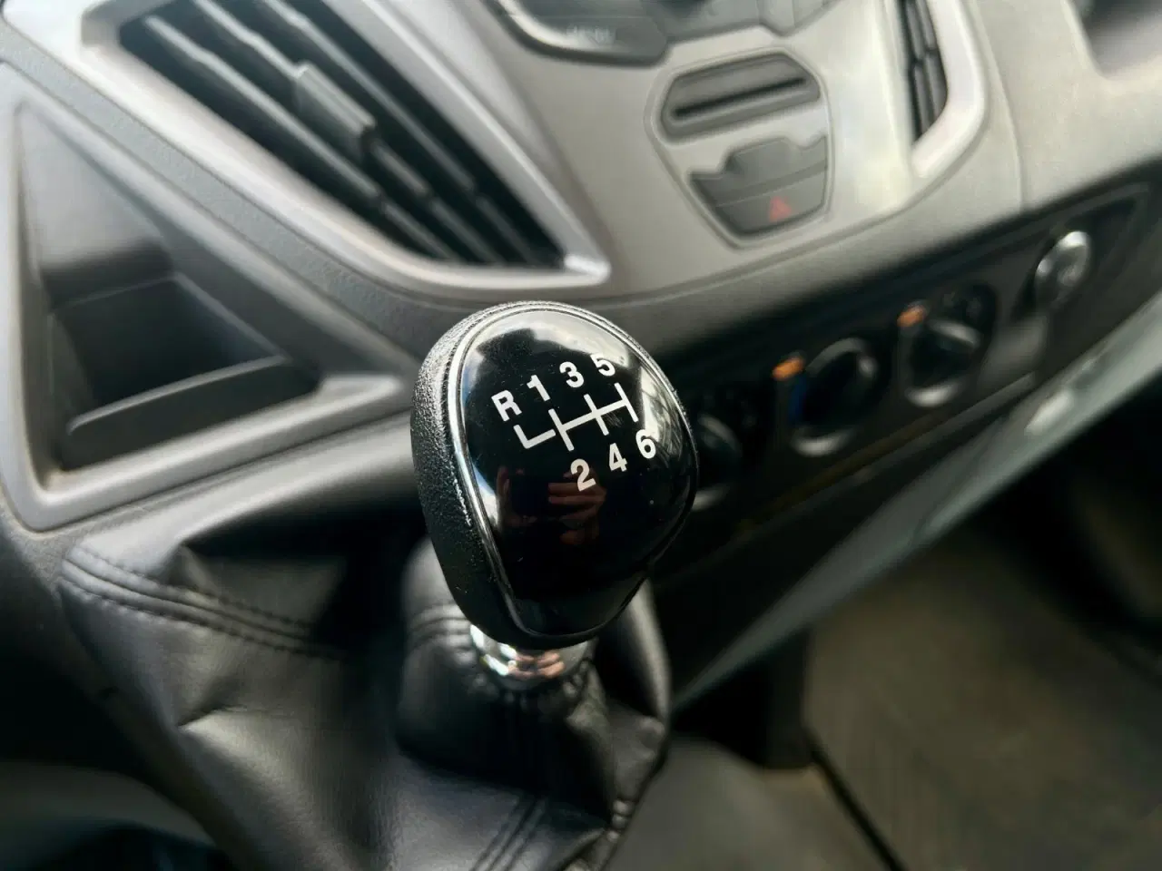 Billede 15 - Ford Transit Custom 310L 2,0 TDCi 130 Ambiente