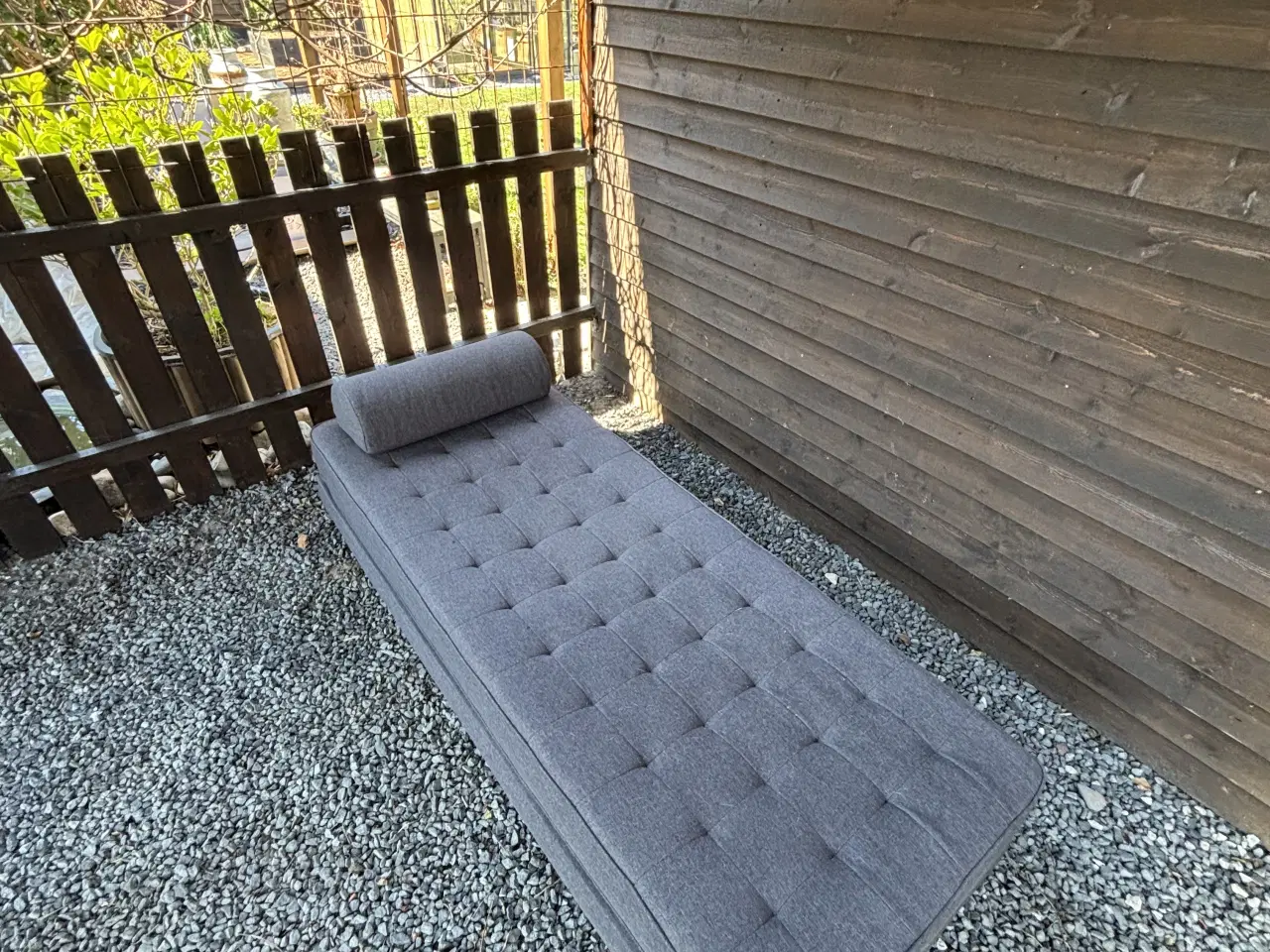 Billede 1 - Daybed med udfoldning til gæsteseng