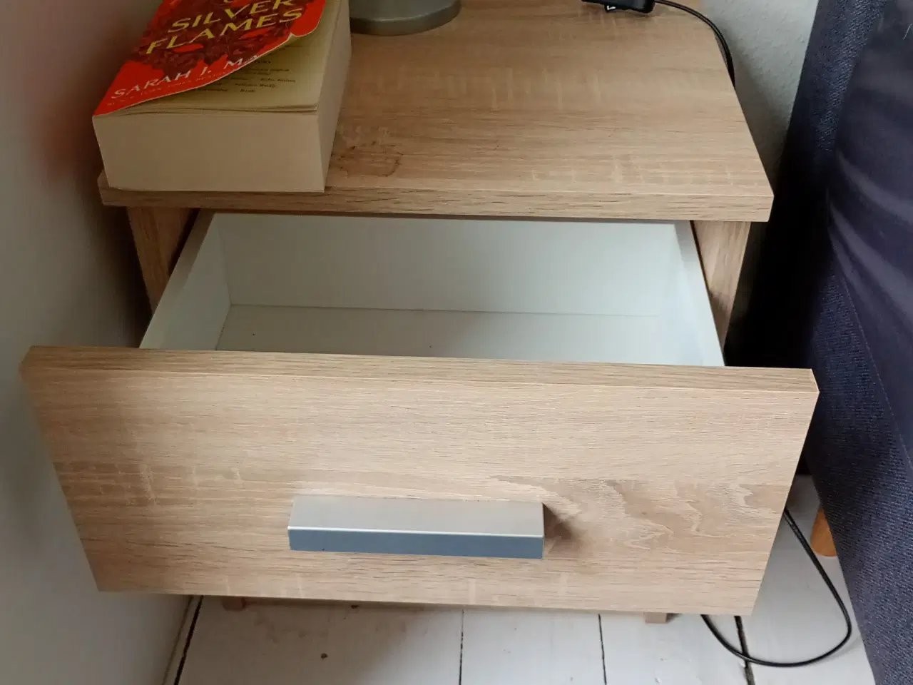 Billede 2 - Sengeborde fra ikea
