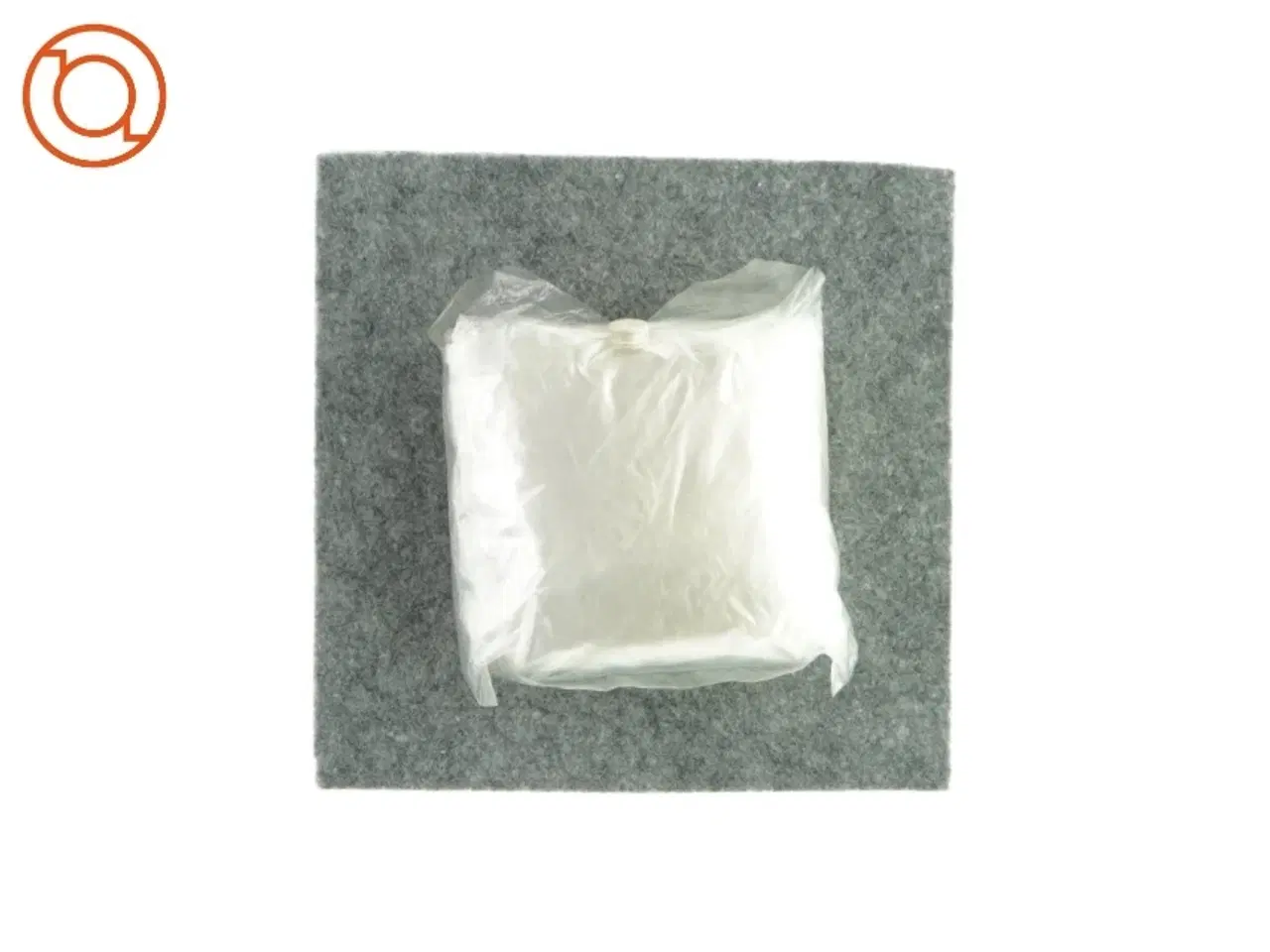 Billede 2 - Ladies Full Length raincoat with Hood i pose