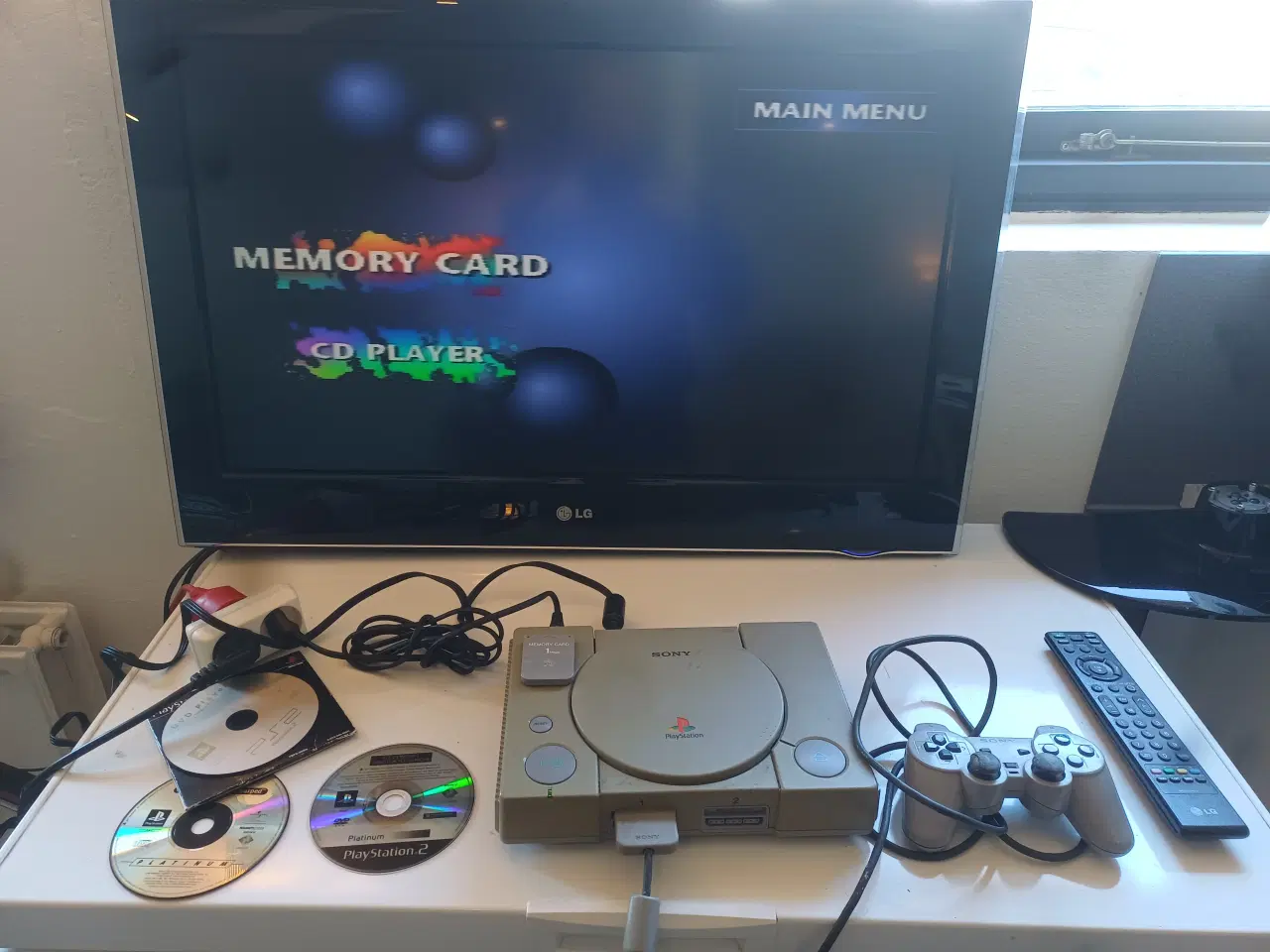 Billede 1 - Playstation 1 med controller, memorycard og spil