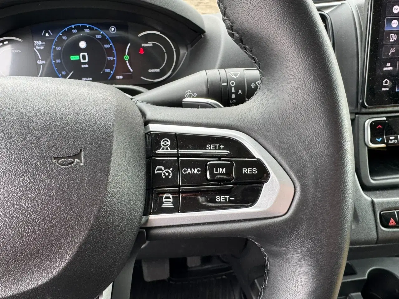 Billede 14 - Peugeot e-Boxer 435 110 L4H2 Premium