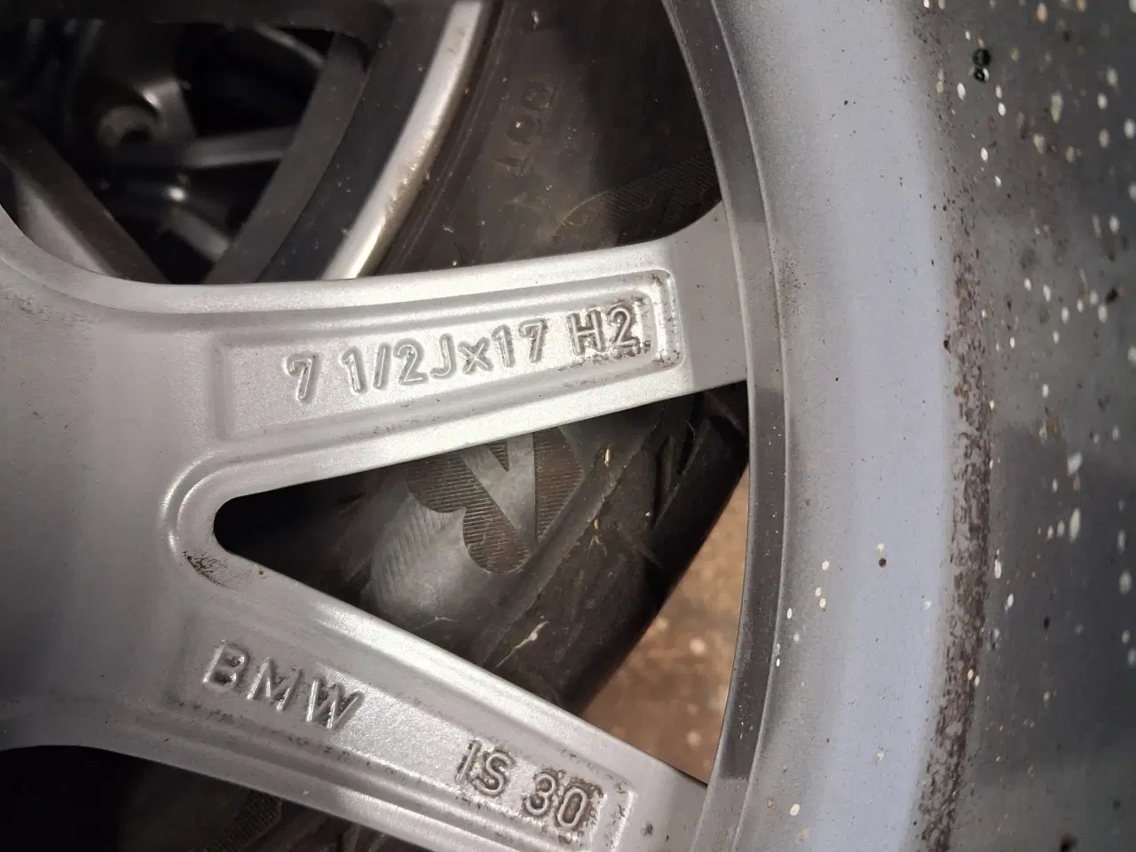 Billede 4 - Sommerdæk på alufælge