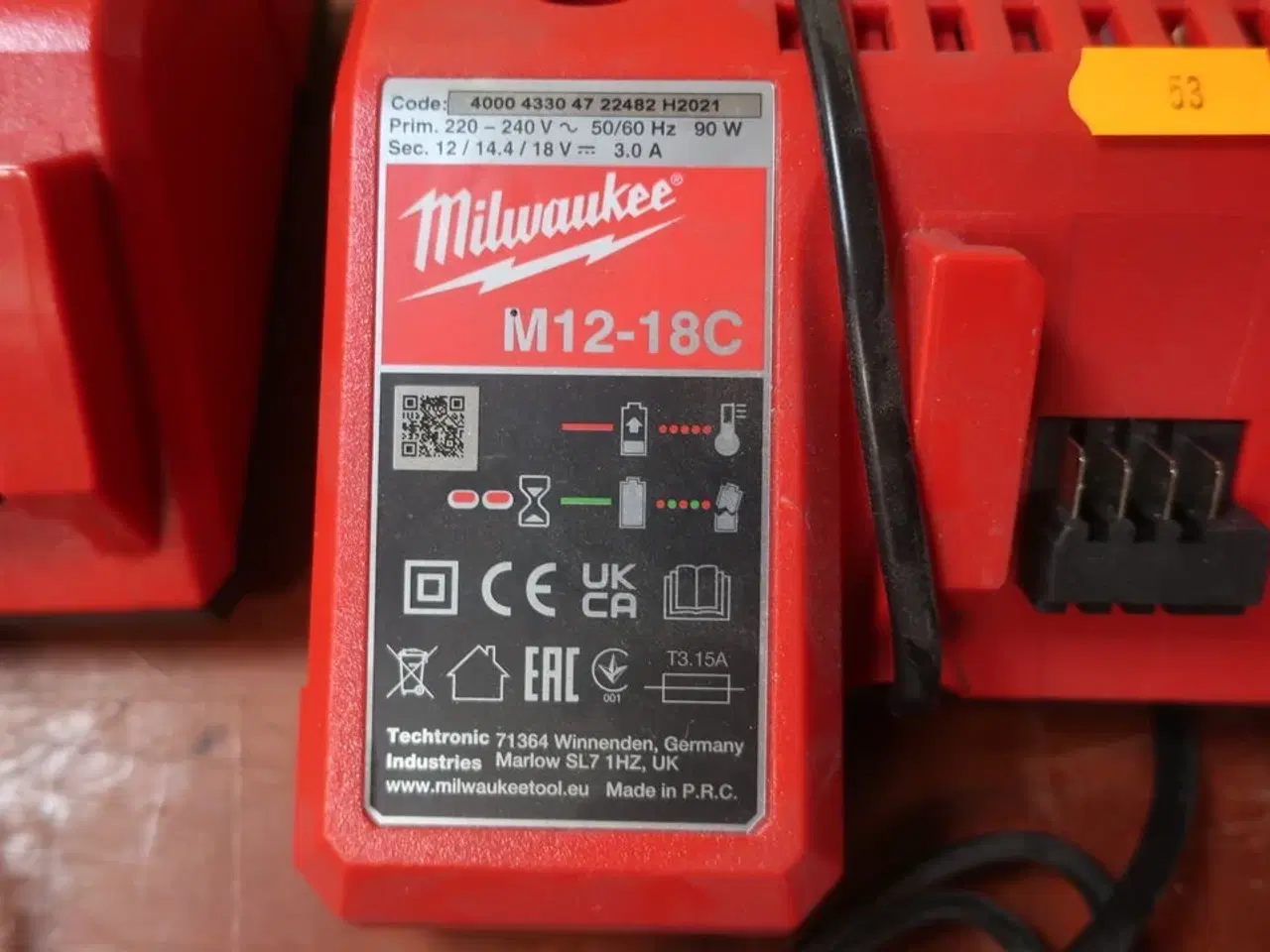 Billede 2 - 3 stk. MILWAUKEE opladere 12-18V