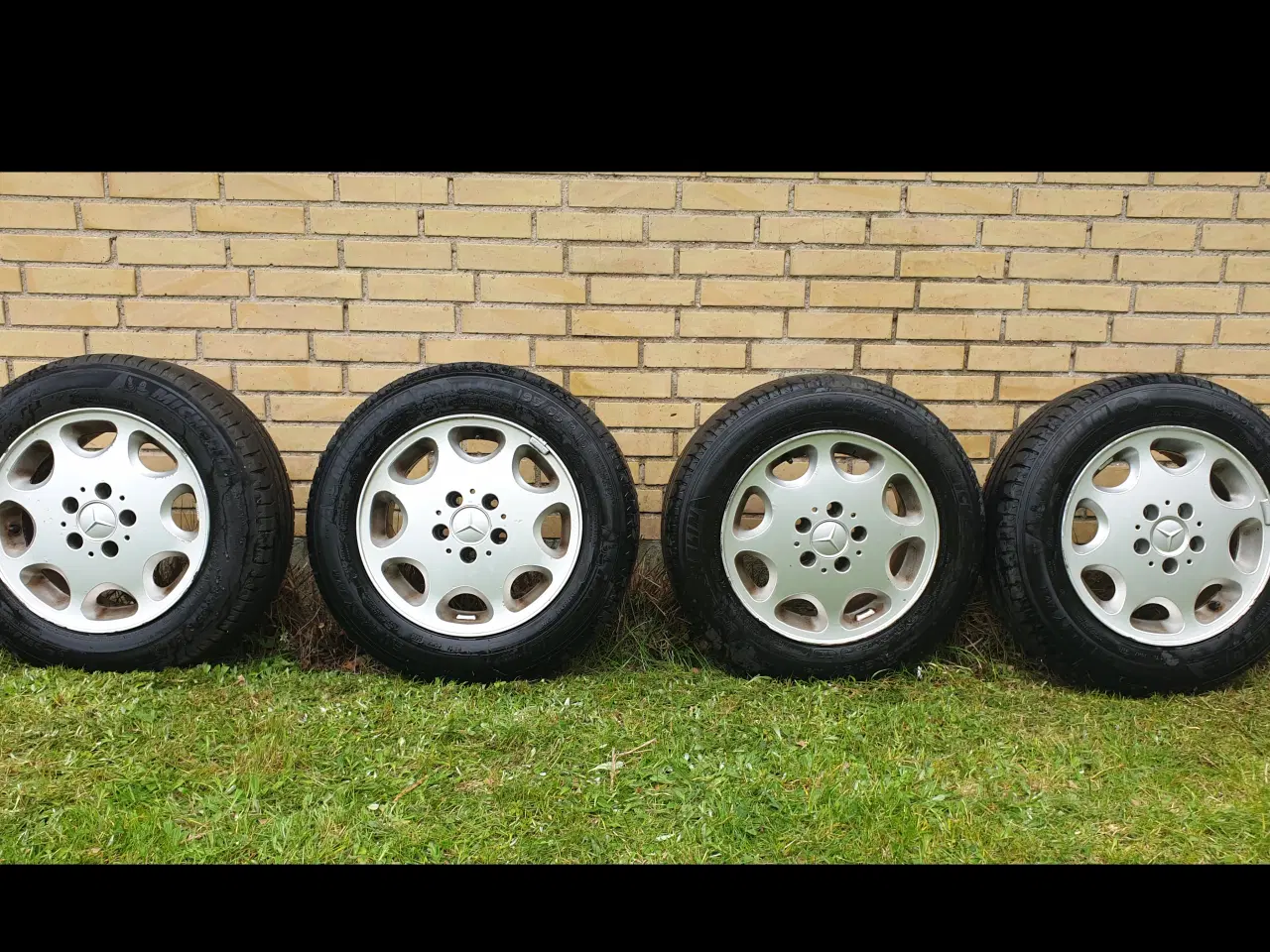 Billede 1 - Alufælge15" Michelin til Mercedes(195 65 R 15 91H)