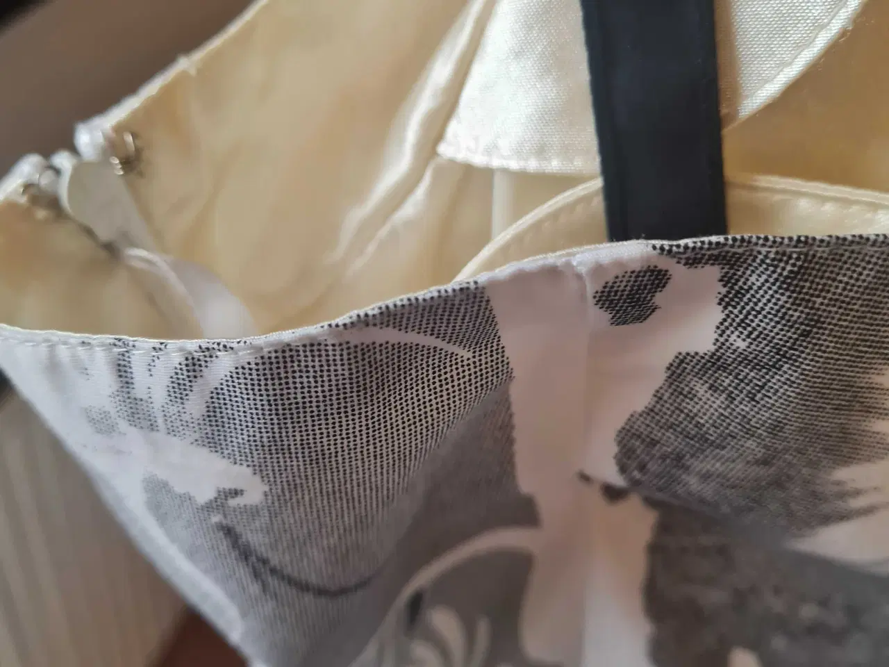 Billede 5 - St- Martins kjole str S 36