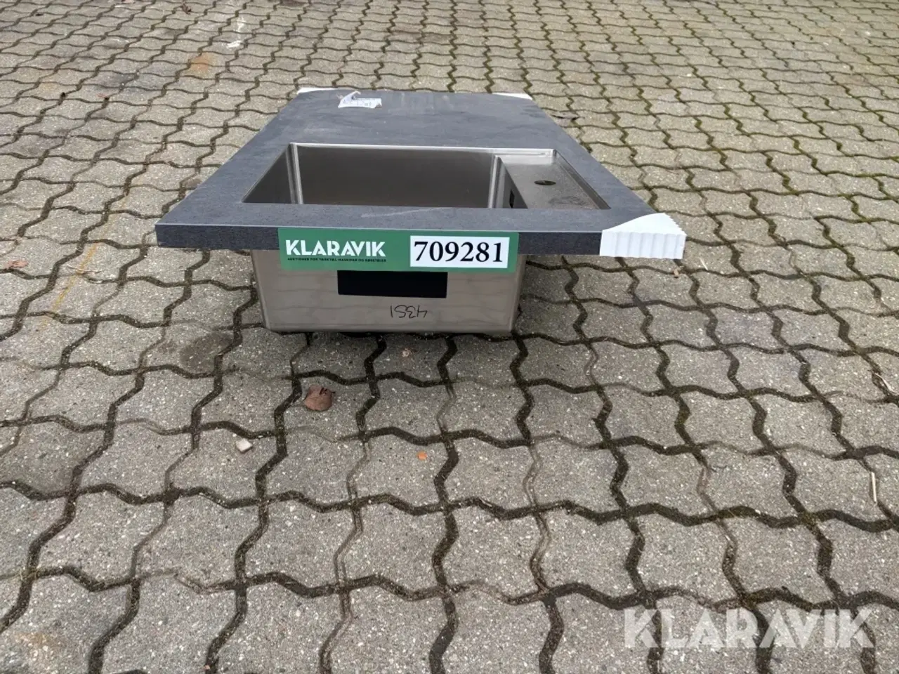 Billede 2 - Bordplade med nedsænket håndvask