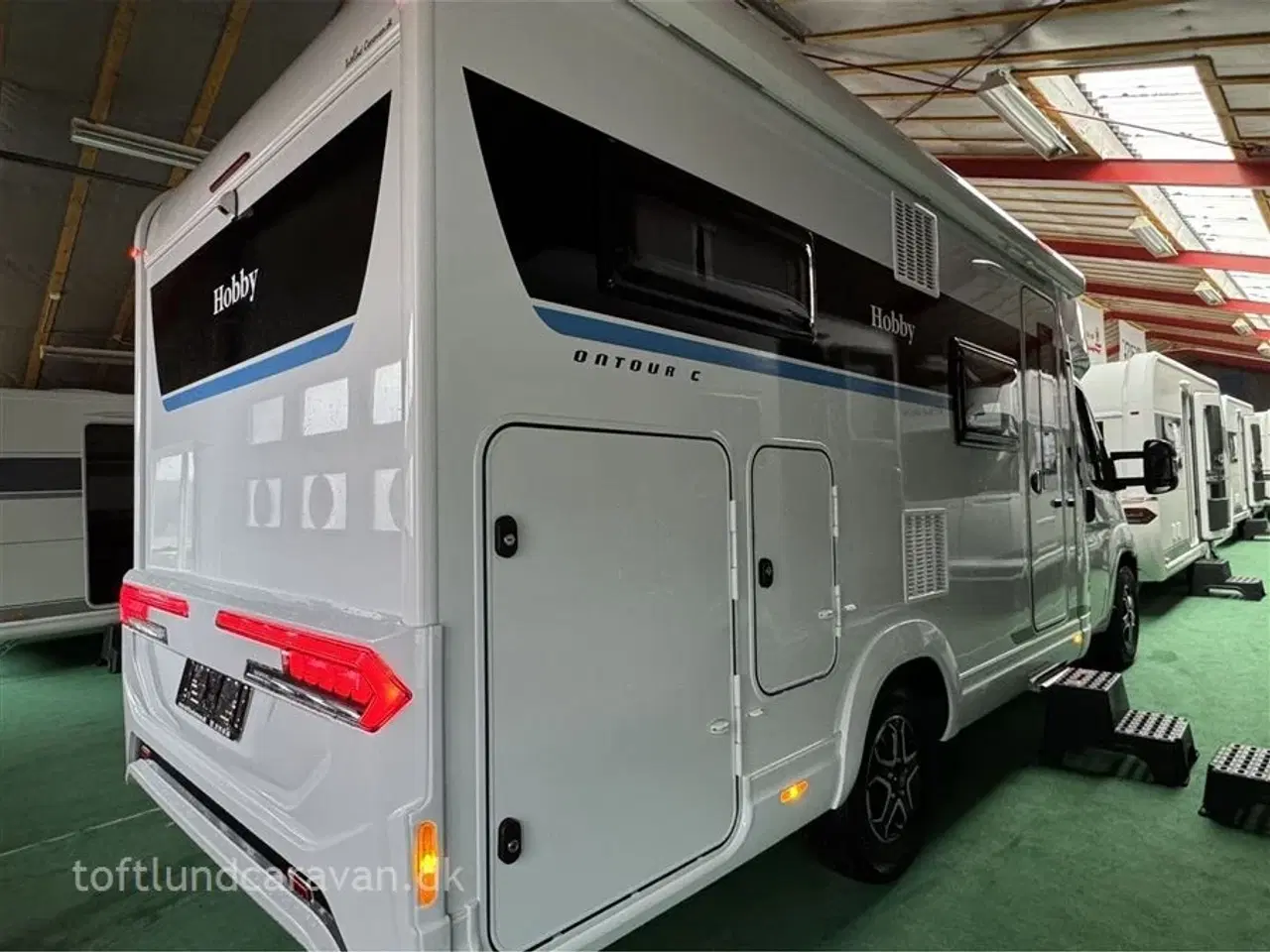 Billede 32 - 2025 - Hobby Ontour C 680 GE   NY 2025 m/AUT. GEAR, ADAPTIV FARTPILOT mv. SUPER LÆKKER AUTOCAMPER. NU PÅ LAGER !