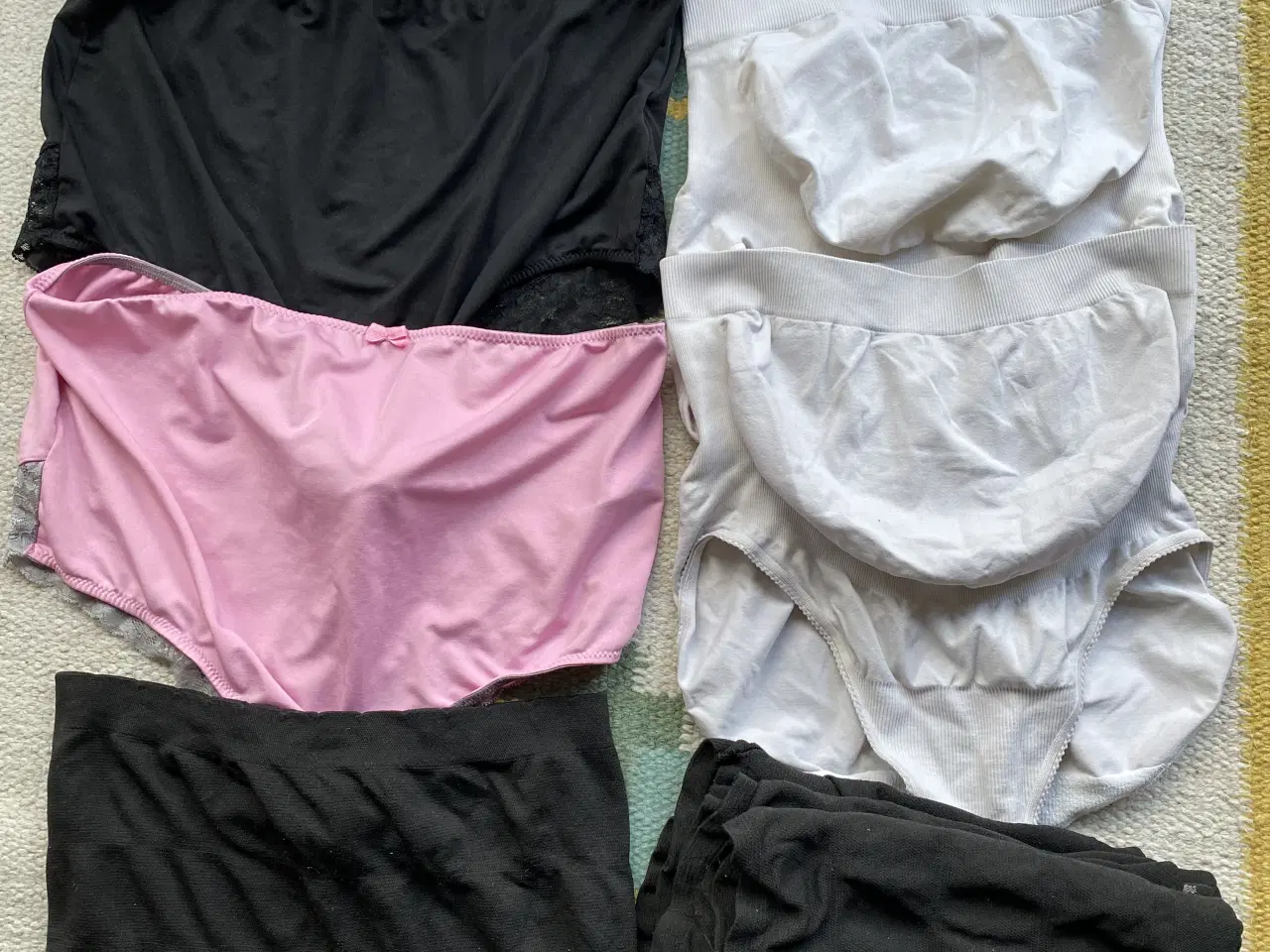 Billede 6 - Leggings, bukser, sportstop, sportsbh, badedragt 