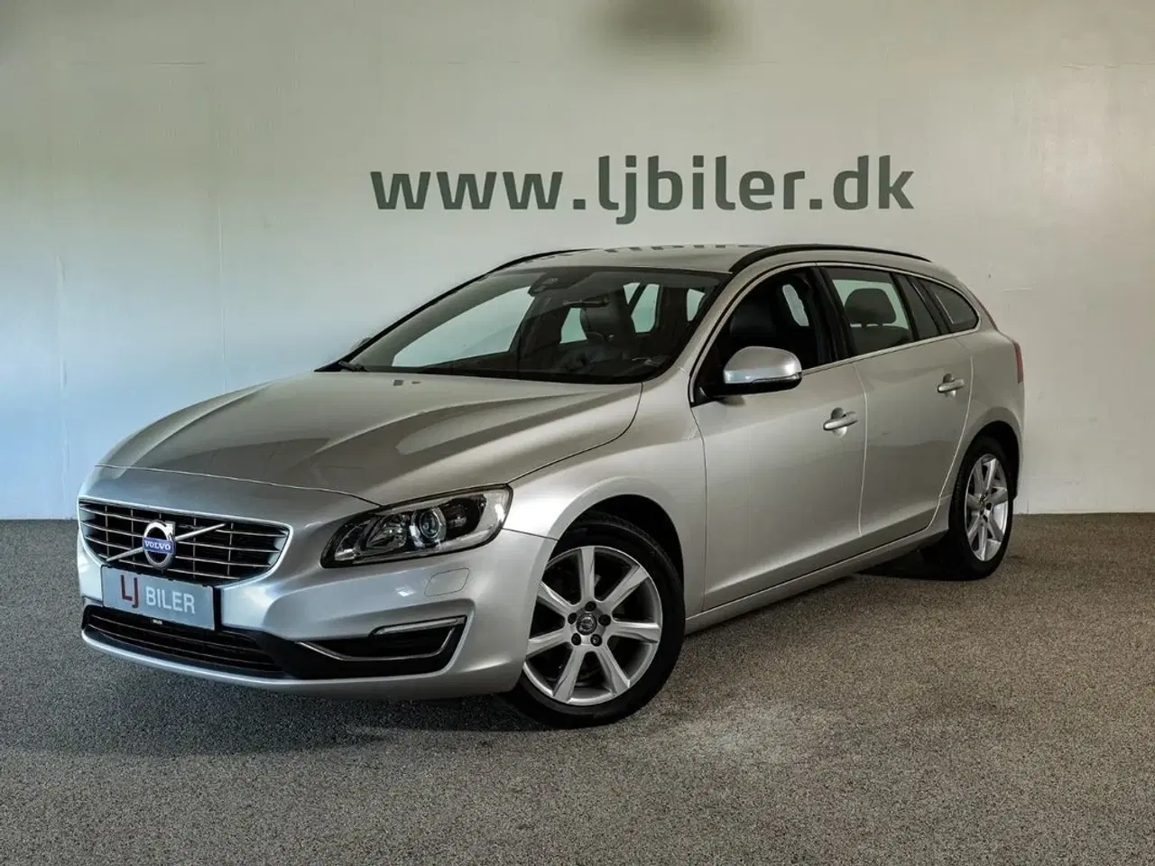 Billede 1 - Volvo V60 2,0 D4 190 Momentum aut.